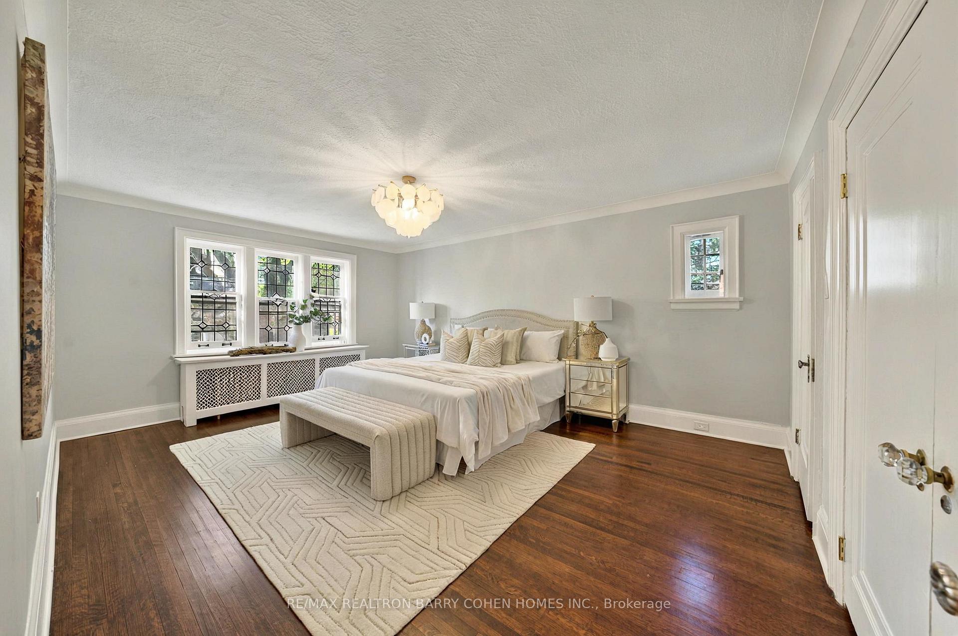 Photo 5 of 67 Chatsworth Drive, Toronto, Lawrence Park South — HOMEH