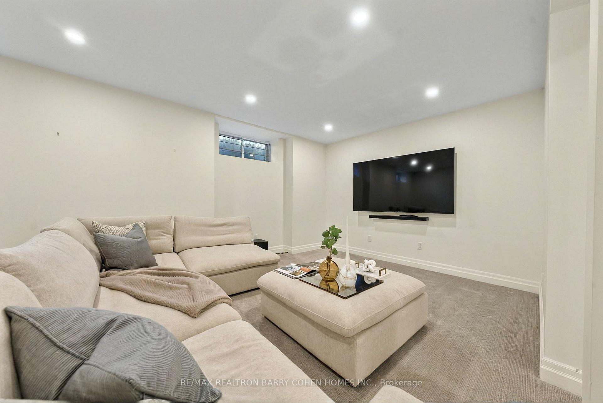 Photo 11 of 67 Chatsworth Drive, Toronto, Lawrence Park South — HOMEH