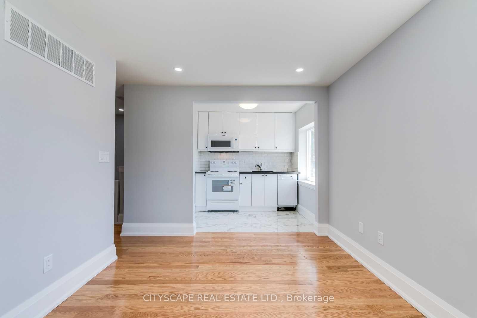 Photo 5 of Unit Upper, 370 Strathmore Boulevard, Toronto, Danforth — HOMEH