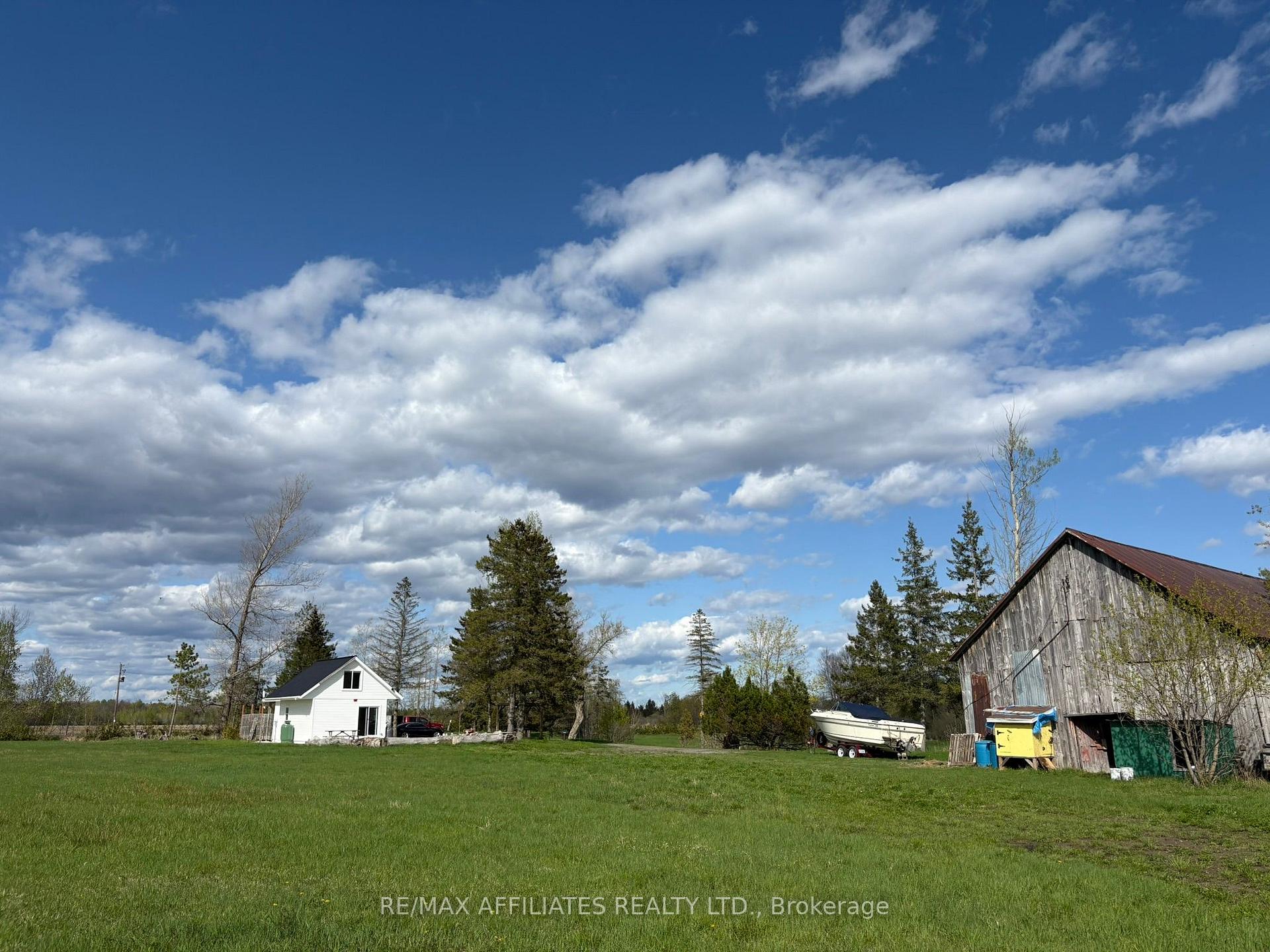 Photo 4 of 3420 Greenlane Road, Champlain, Champlain Twp — HOMEH