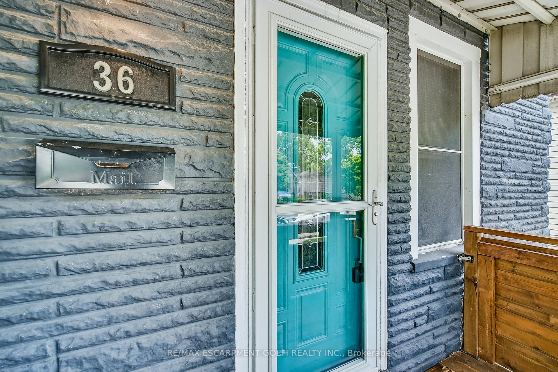 Photo 12 of 36 Barons Avenue N, Hamilton, Homeside — HOMEH
