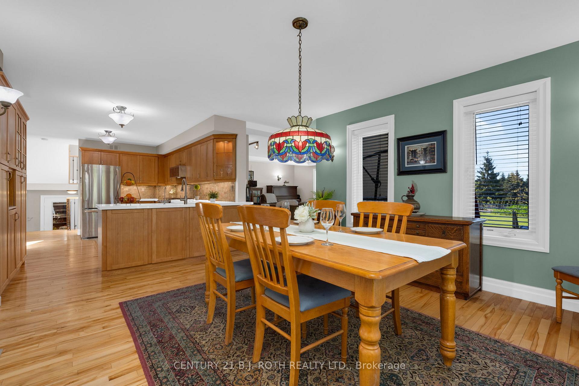 Photo 24 of 3809 East Street, Innisfil, Rural Innisfil — HOMEH