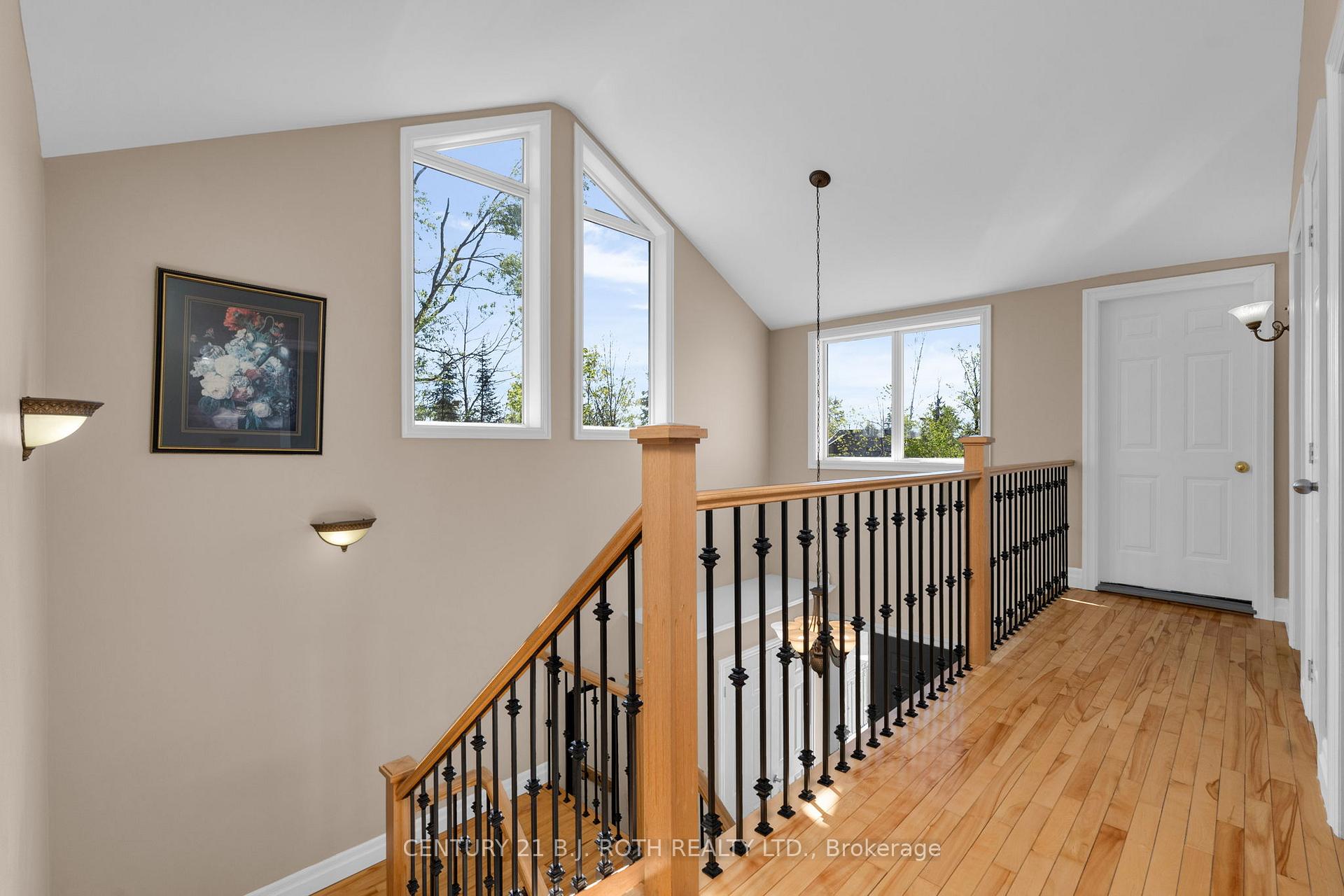Photo 17 of 3809 East Street, Innisfil, Rural Innisfil — HOMEH