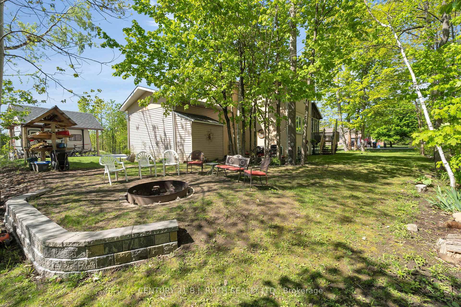 Photo 29 of 3809 East Street, Innisfil, Rural Innisfil — HOMEH