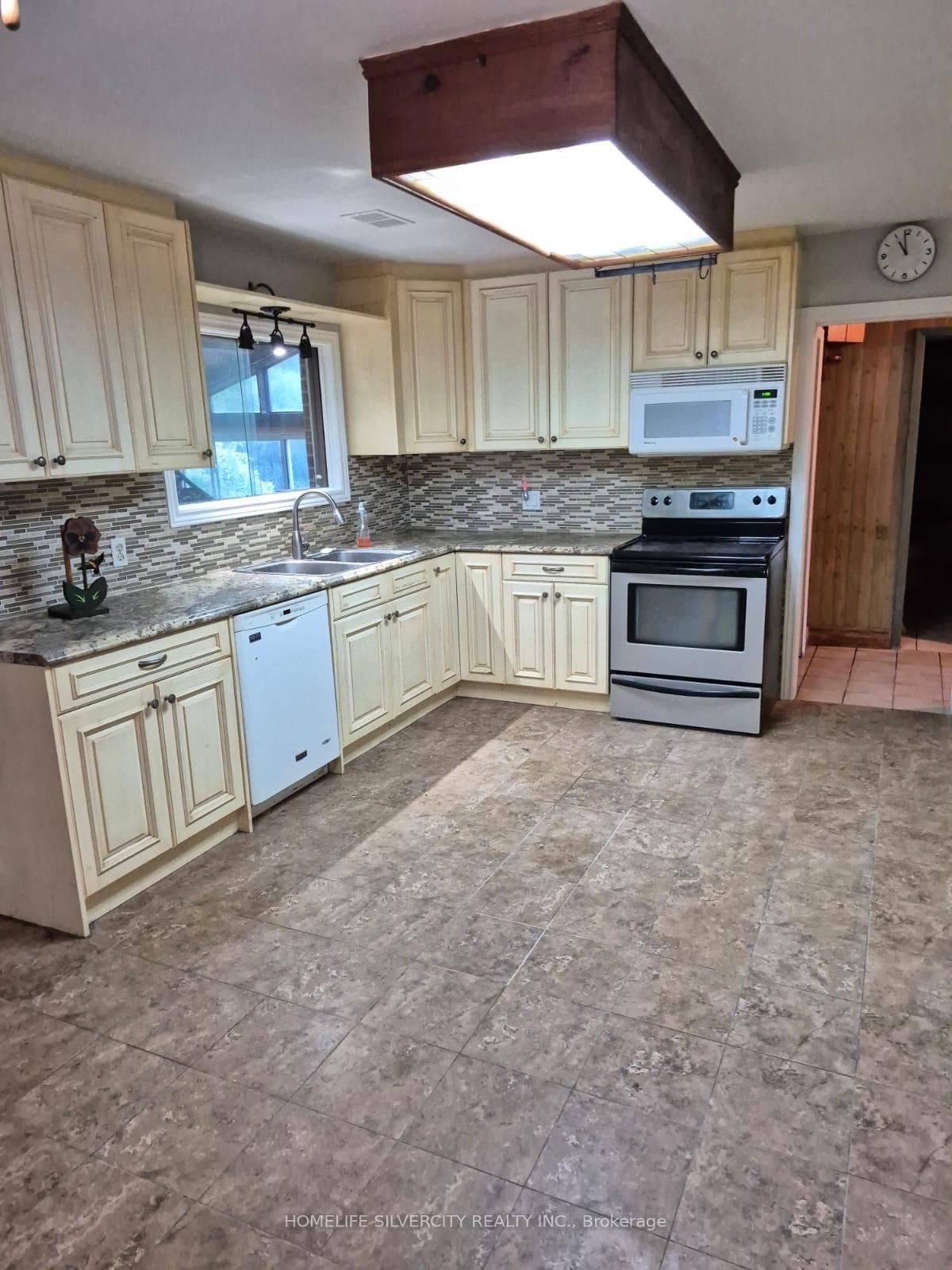 Photo 16 of 15489 Humber Station Road, Caledon, Rural Caledon — HOMEH