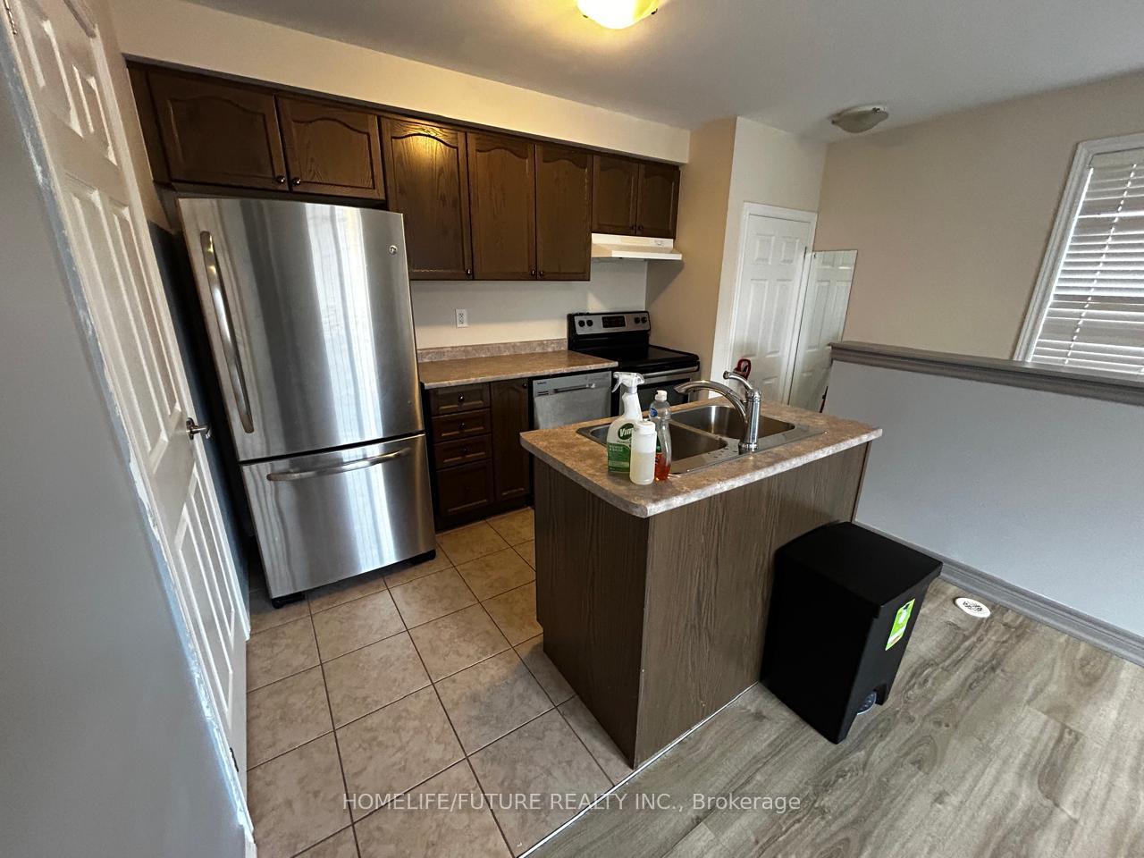 Photo 17 of 23 Highbury Court, Markham, Cornell — HOMEH