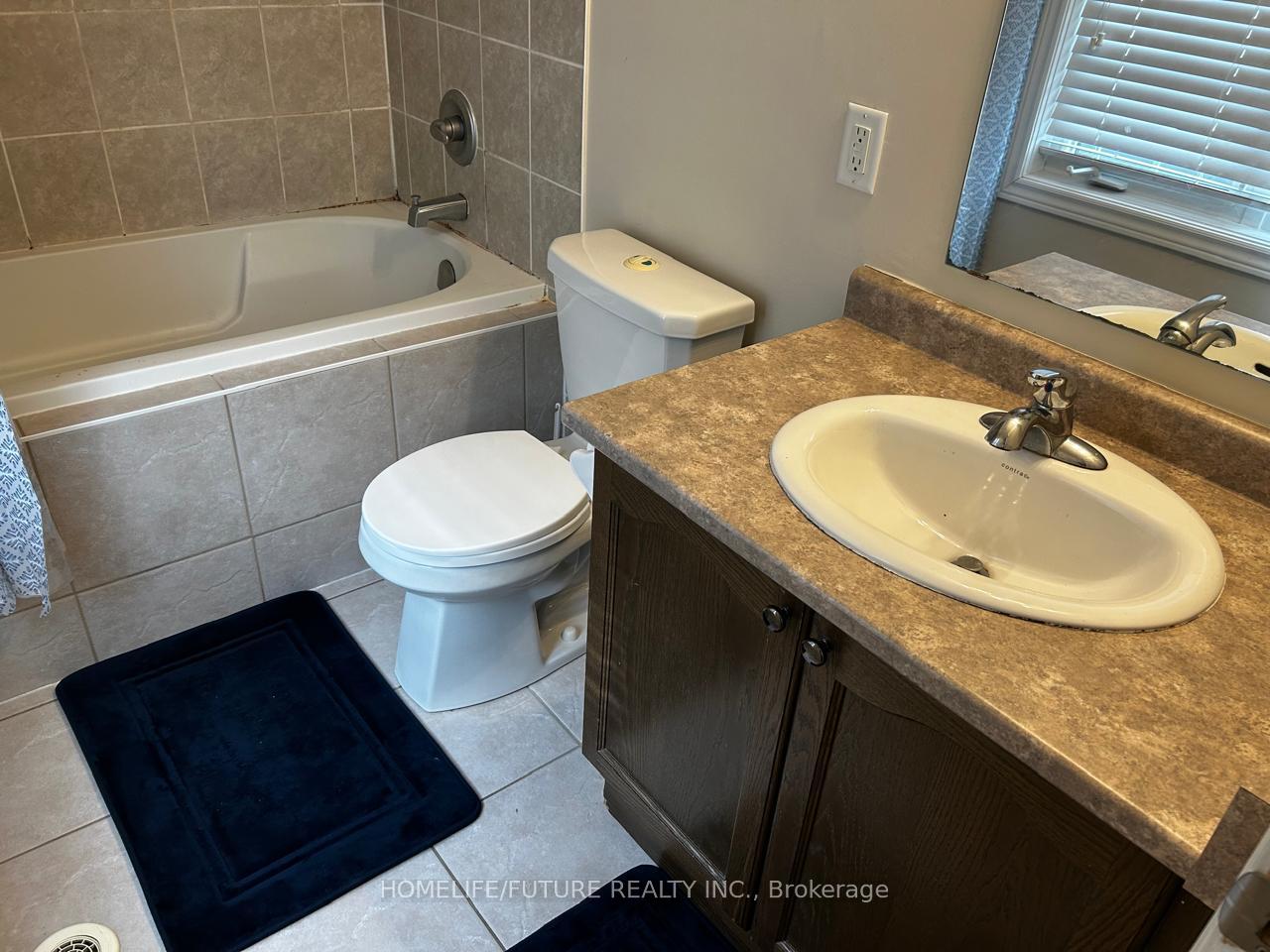 Photo 10 of 23 Highbury Court, Markham, Cornell — HOMEH