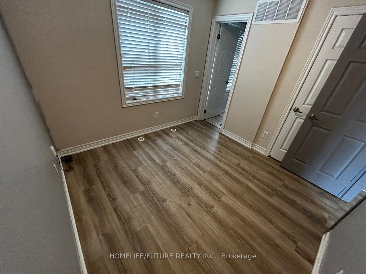 Photo 15 of 23 Highbury Court, Markham, Cornell — HOMEH