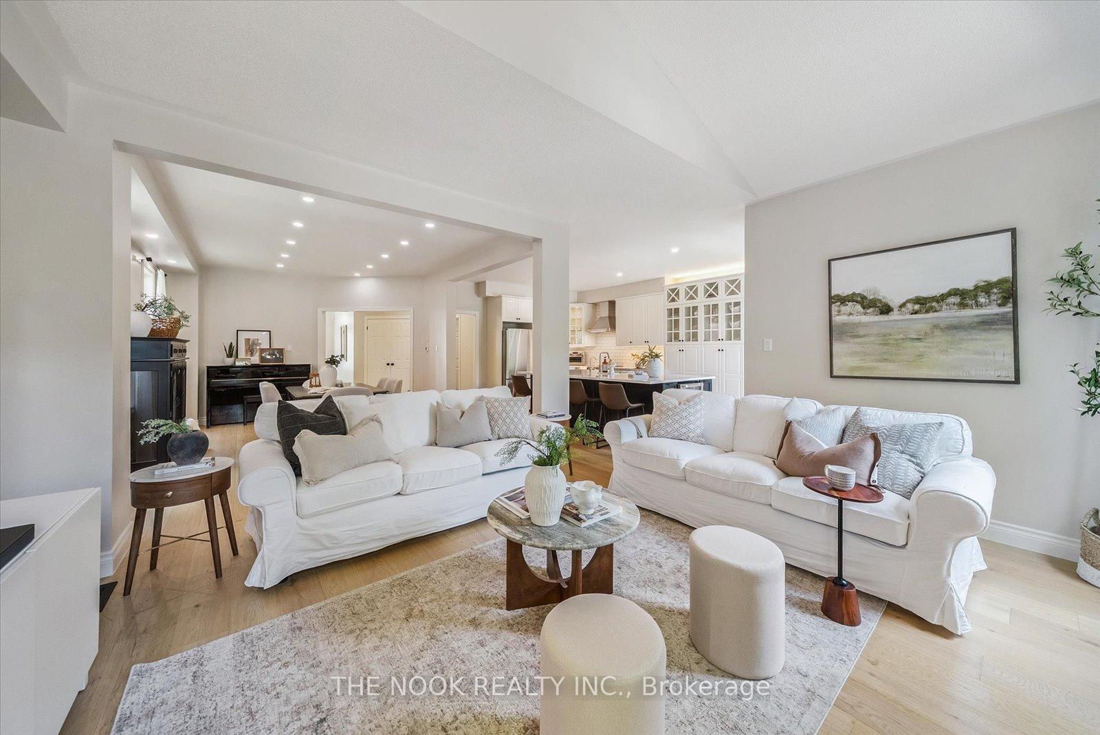 Photo 8 of 31 Queensplate Drive, Scugog, Port Perry — HOMEH