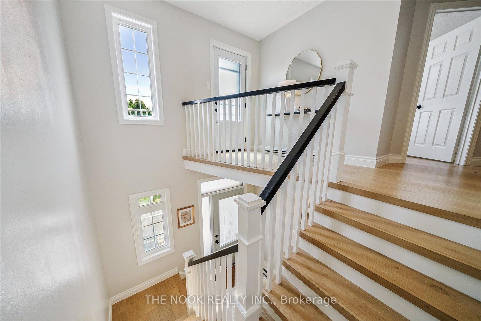 Photo 14 of 31 Queensplate Drive, Scugog, Port Perry — HOMEH