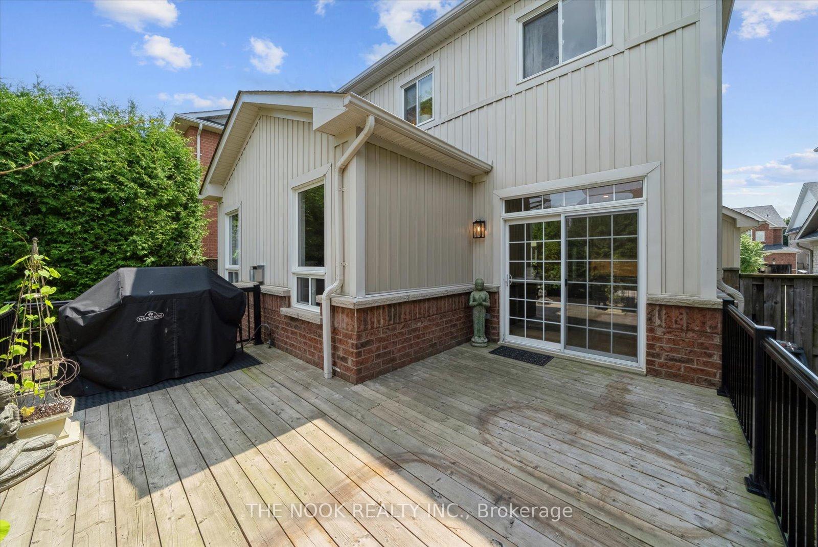 Photo 24 of 31 Queensplate Drive, Scugog, Port Perry — HOMEH