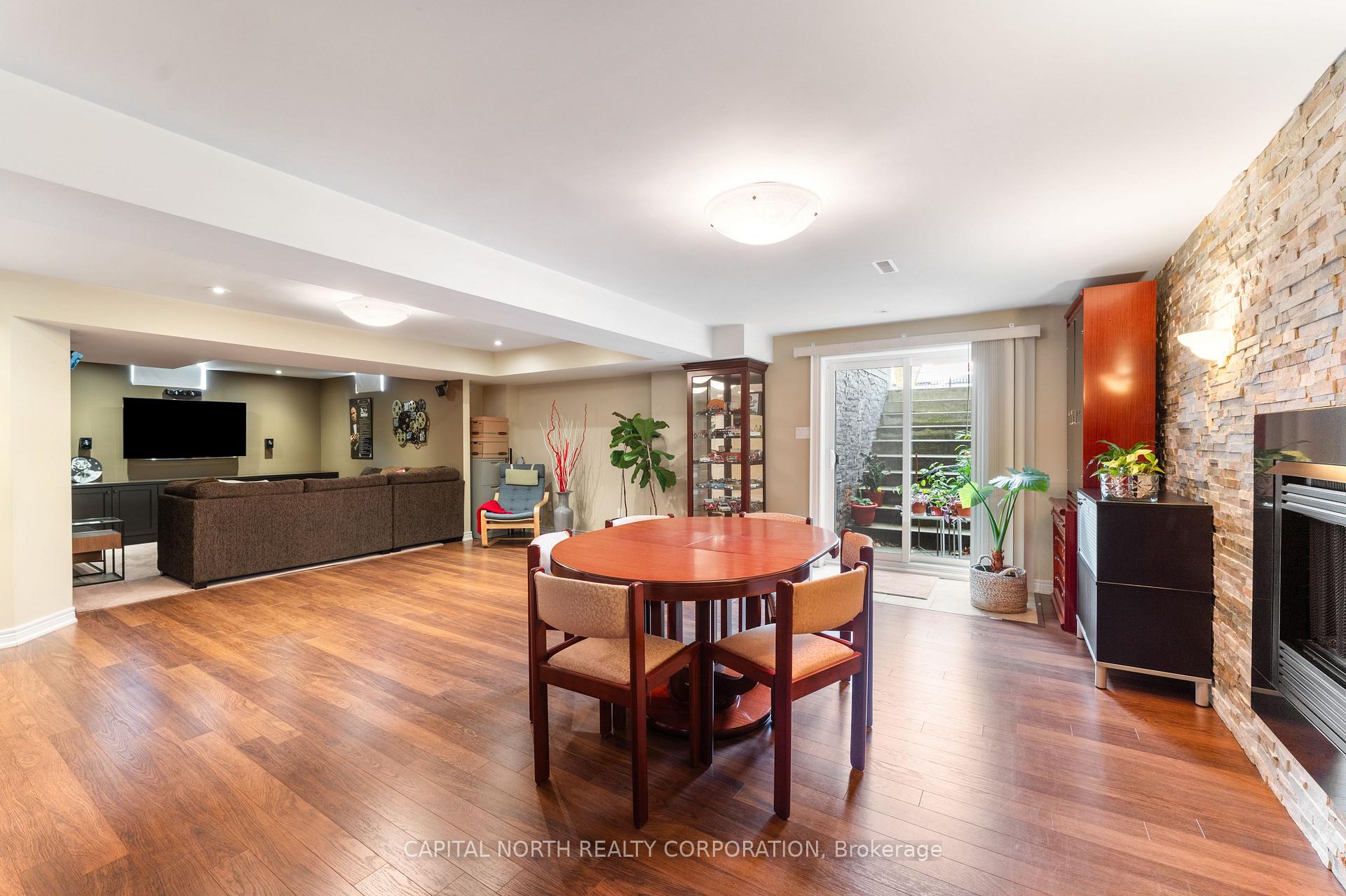 Photo 34 of 82 Harvester Crescent, Vaughan, Islington Woods — HOMEH