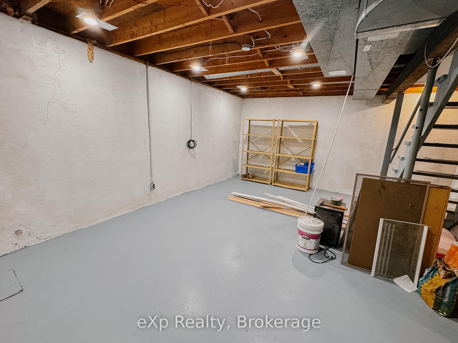 Photo 28 of 24 Windermere Court, Guelph, Riverside Park — HOMEH