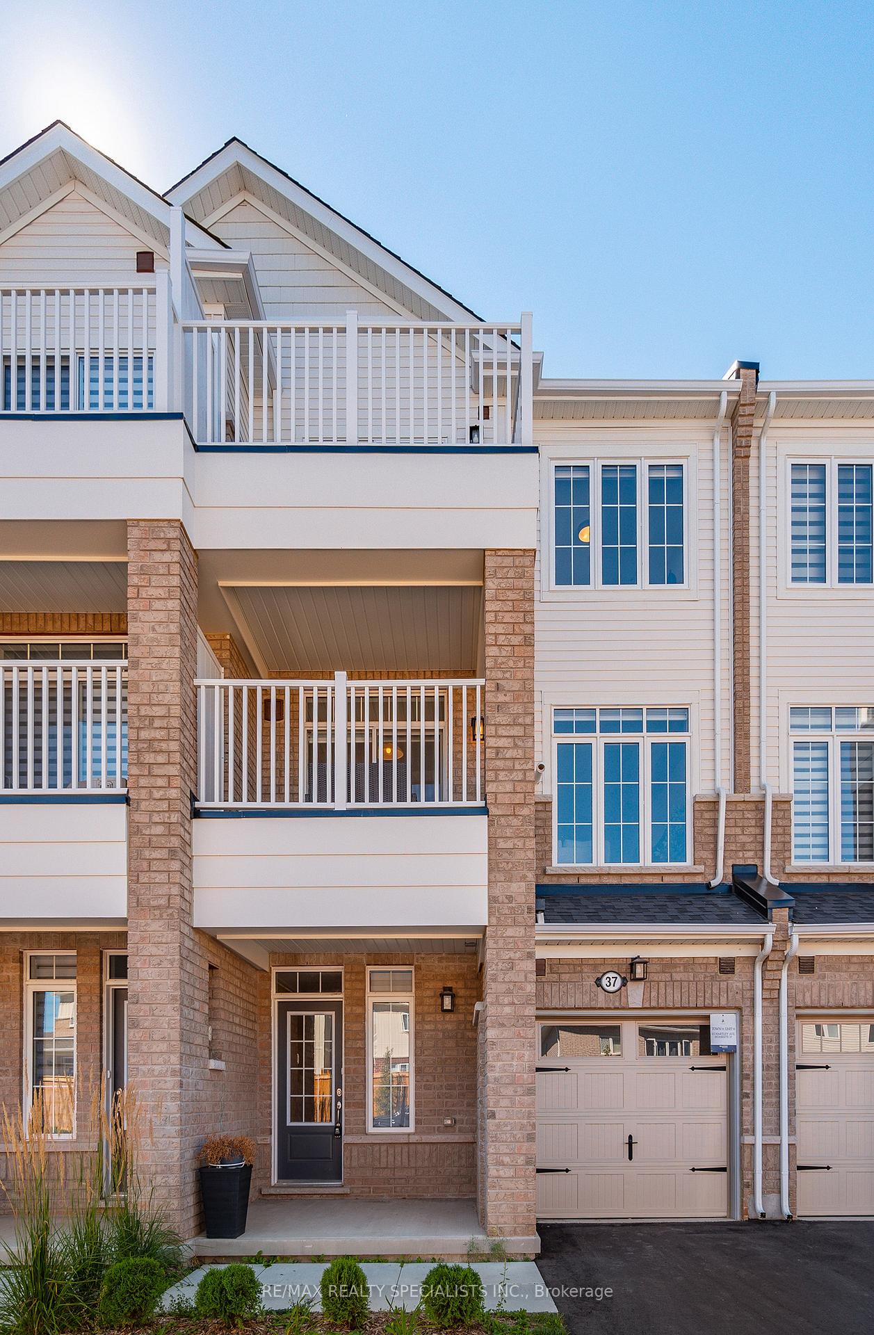 Front of Unit 37, 113 Hartley Avenue