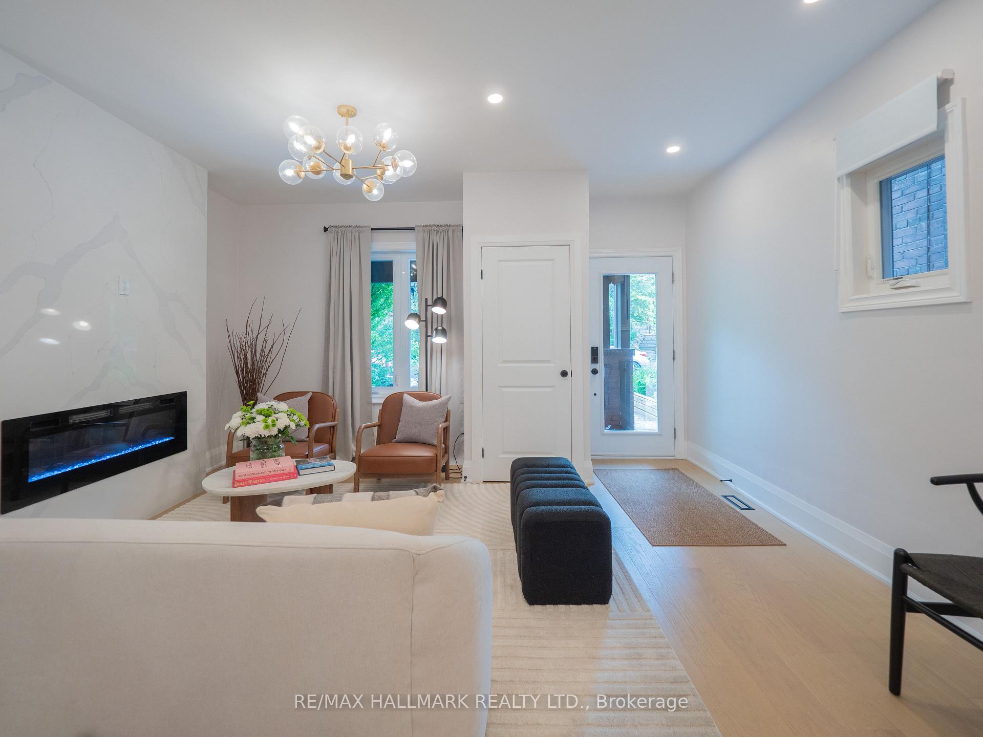 Photo 41 of 18 Millbrook Crescent, Toronto, North Riverdale — HOMEH