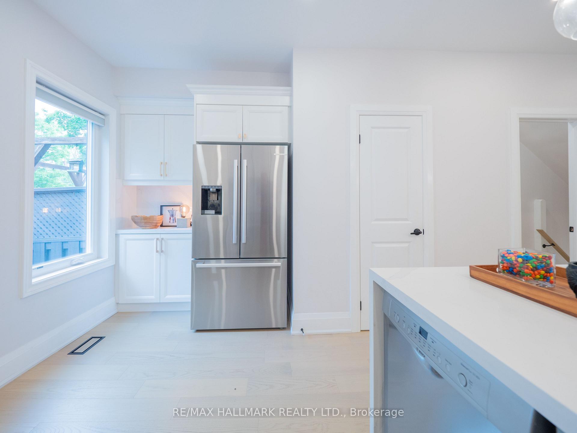 Photo 13 of 18 Millbrook Crescent, Toronto, North Riverdale — HOMEH