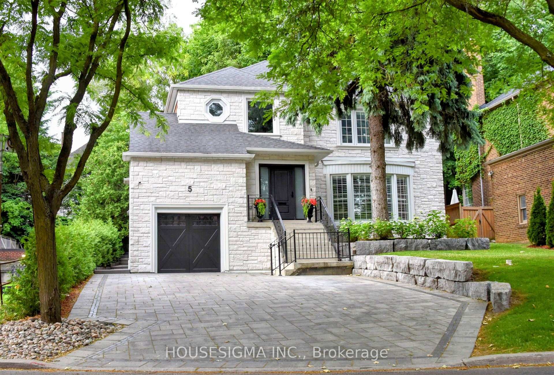 Photo 1 of 5 Ridge Hill Drive, Toronto, Forest Hill North — HOMEH