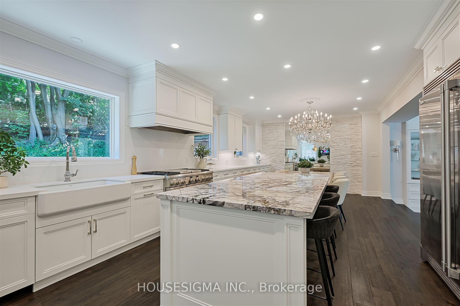 Photo 14 of 5 Ridge Hill Drive, Toronto, Forest Hill North — HOMEH