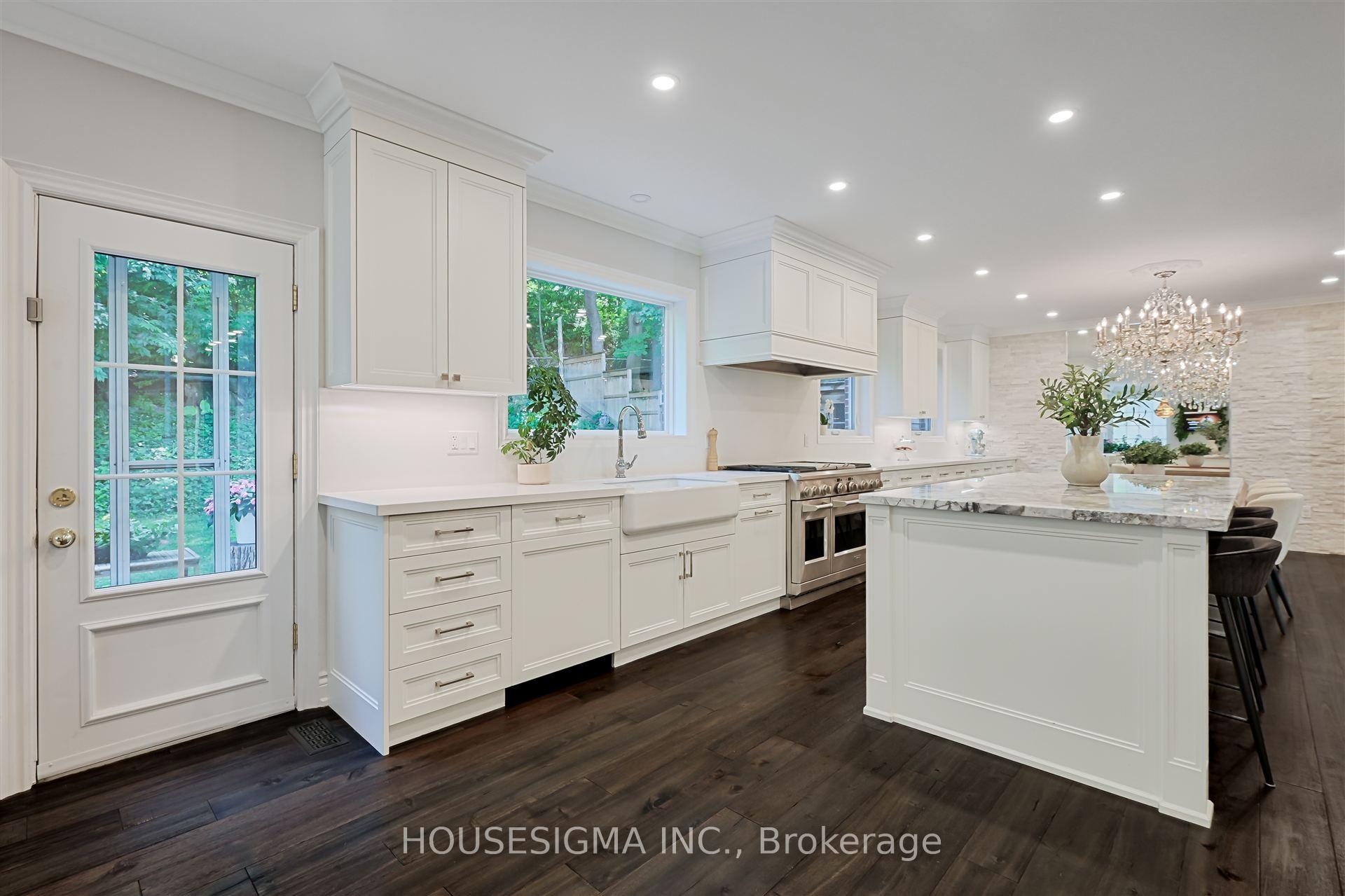 Photo 13 of 5 Ridge Hill Drive, Toronto, Forest Hill North — HOMEH