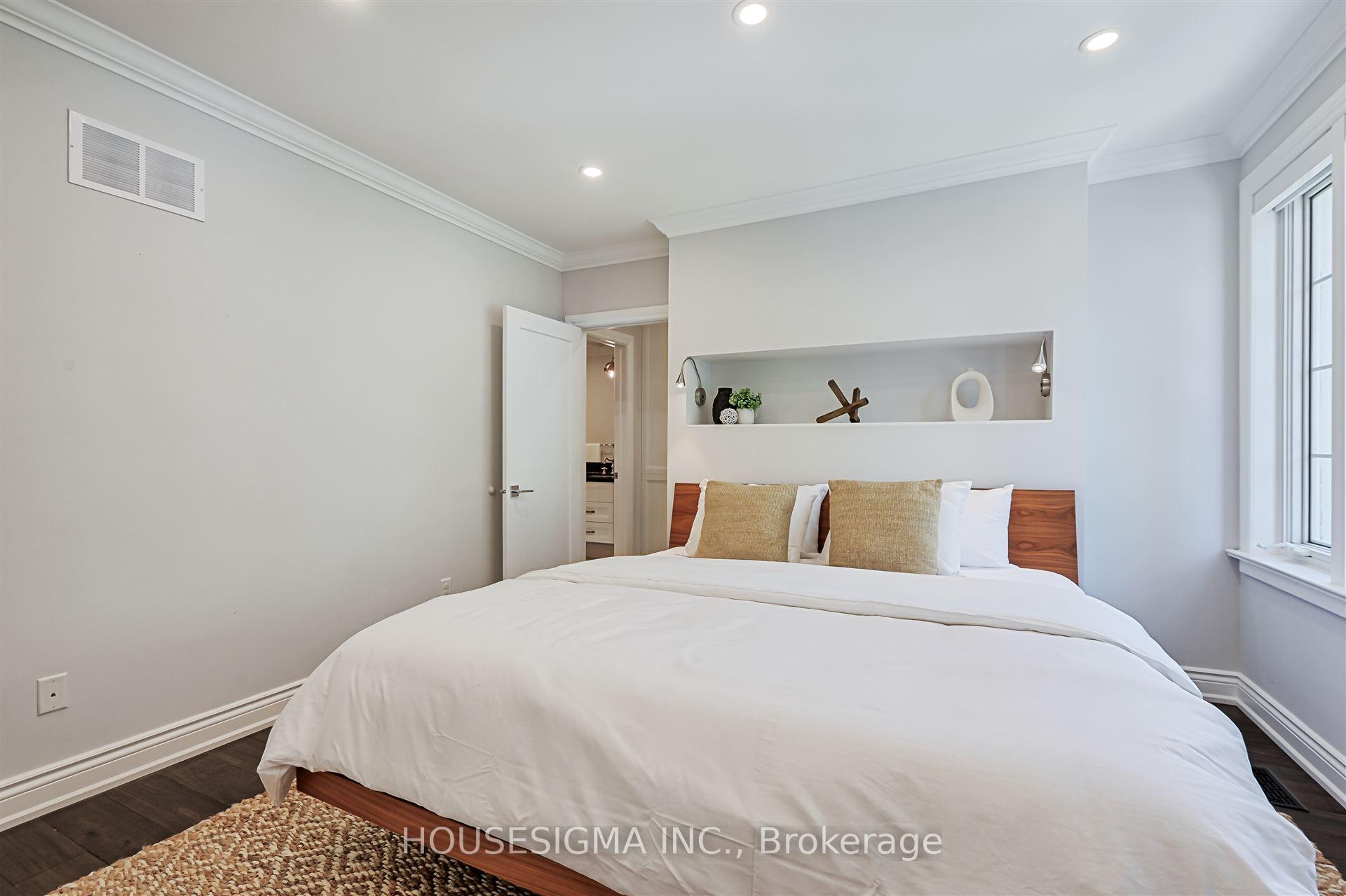 Photo 23 of 5 Ridge Hill Drive, Toronto, Forest Hill North — HOMEH