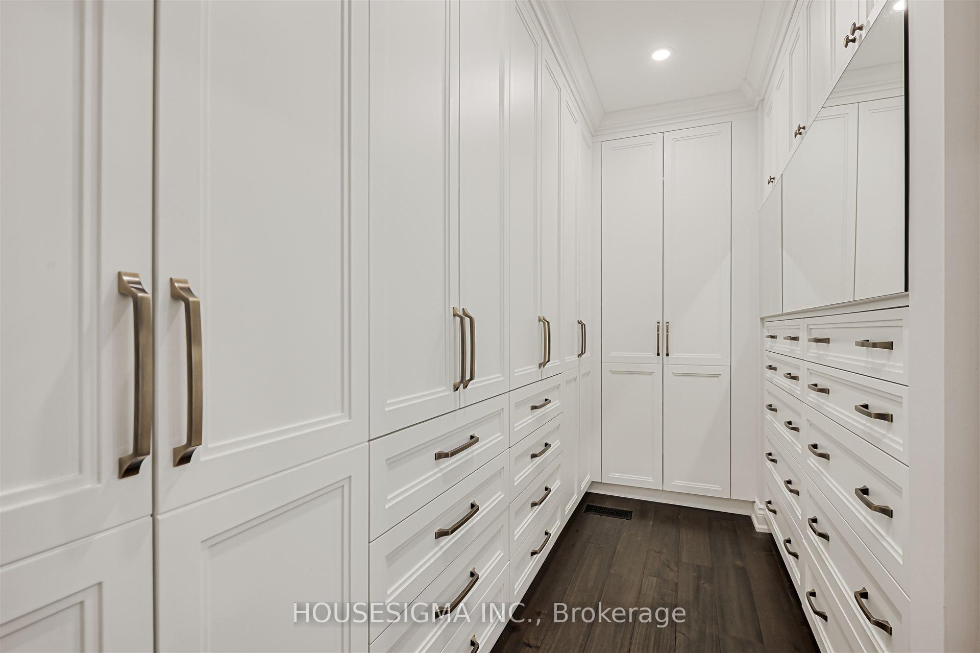 Photo 17 of 5 Ridge Hill Drive, Toronto, Forest Hill North — HOMEH