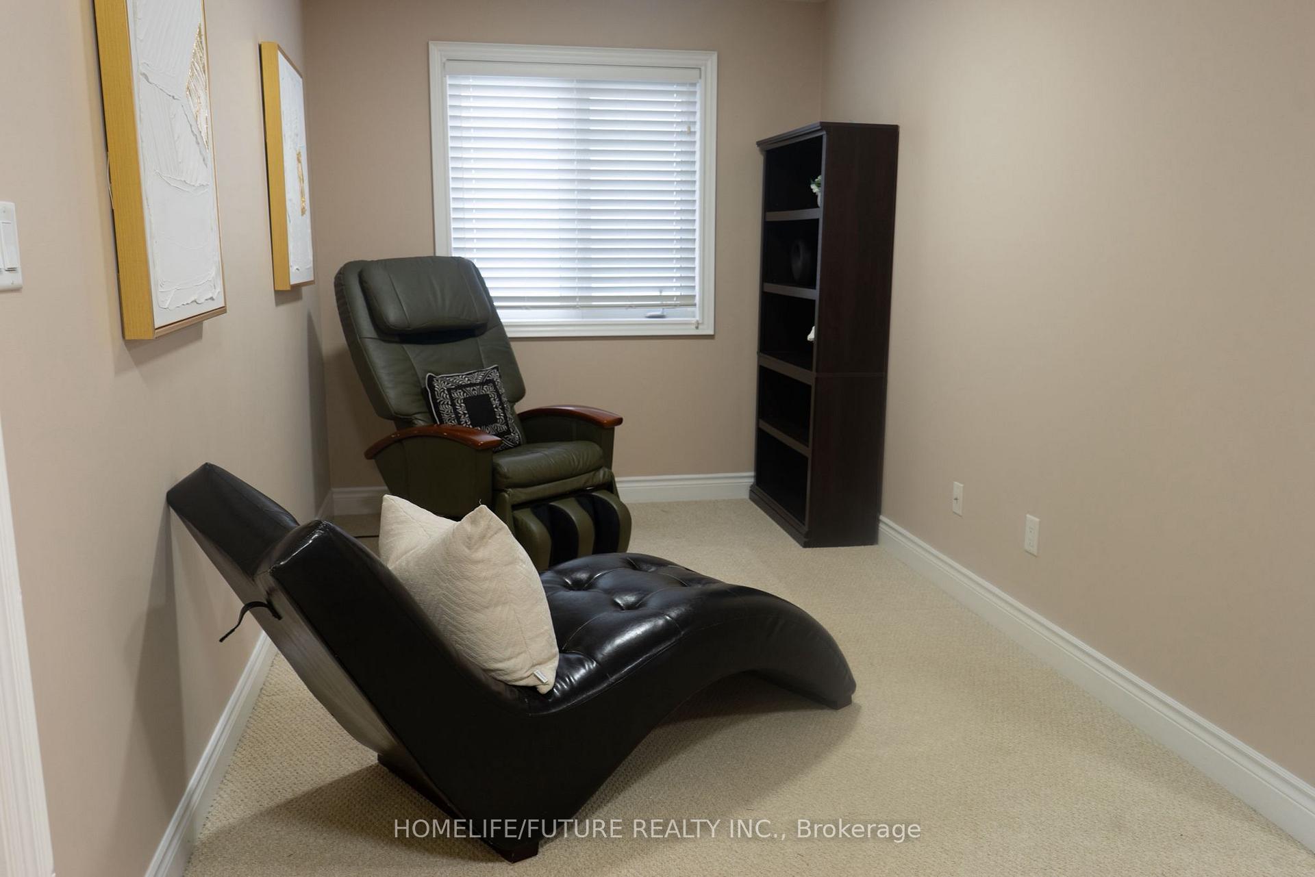 Photo 11 of 2076 Queensbury Drive, Oshawa, Taunton — HOMEH