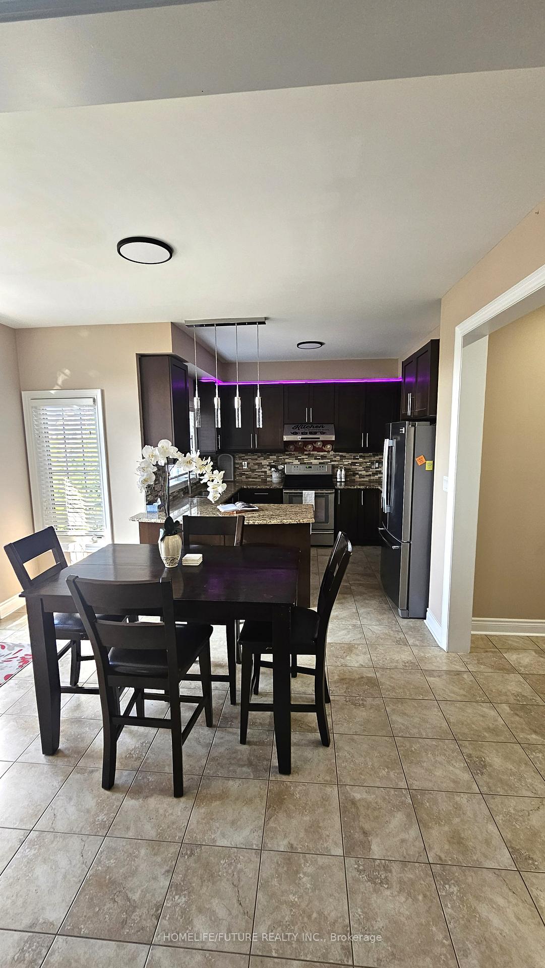 Photo 26 of 2076 Queensbury Drive, Oshawa, Taunton — HOMEH
