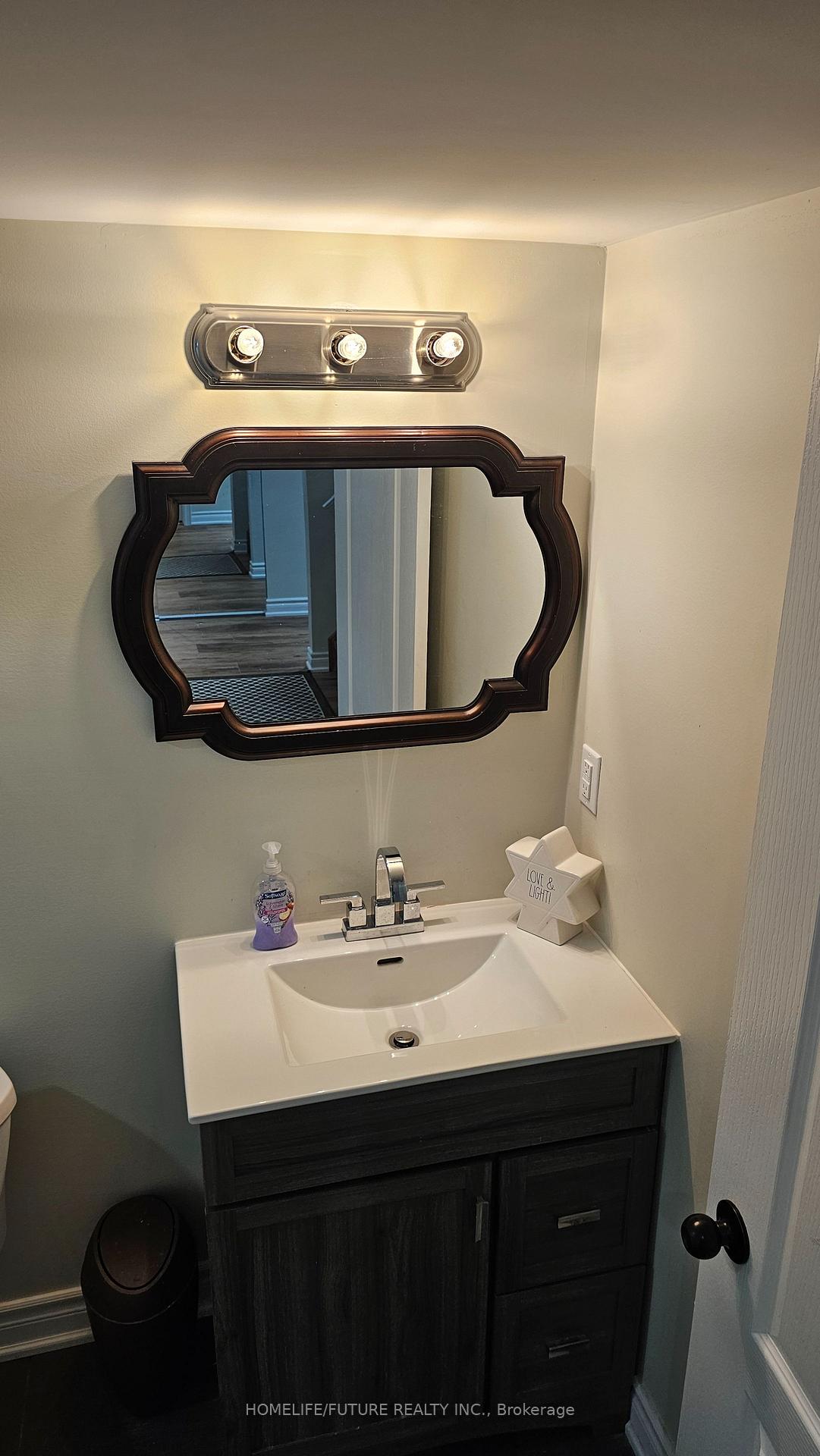 Photo 29 of 2076 Queensbury Drive, Oshawa, Taunton — HOMEH