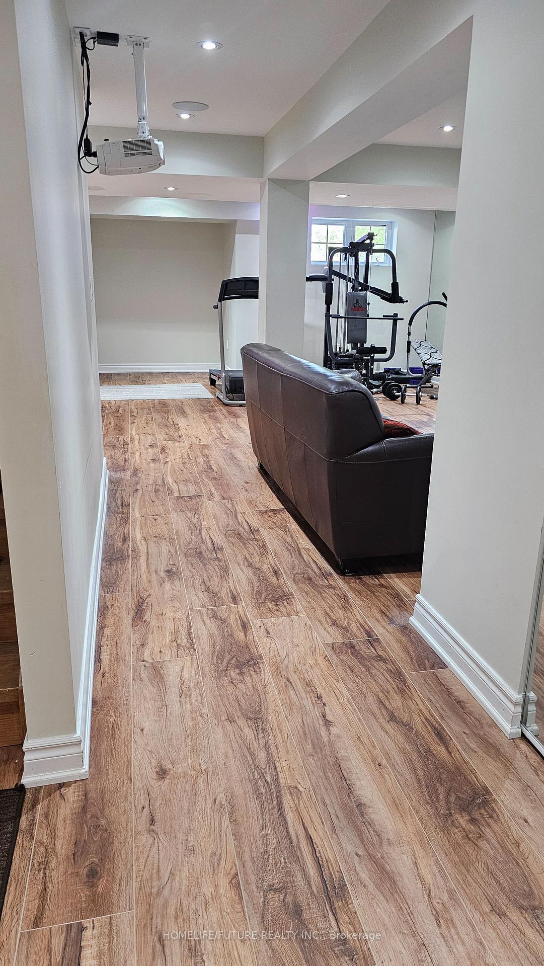 Photo 31 of 2076 Queensbury Drive, Oshawa, Taunton — HOMEH