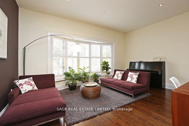 Photo 2 of 25 Bannockburn Avenue, Toronto, Bedford Park-Nortown — HOMEH