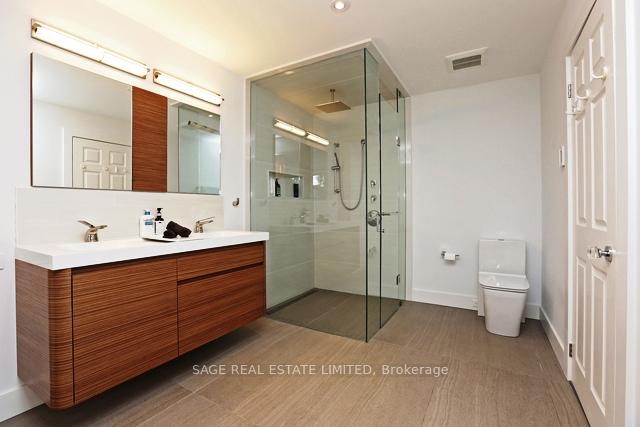 Photo 15 of 25 Bannockburn Avenue, Toronto, Bedford Park-Nortown — HOMEH