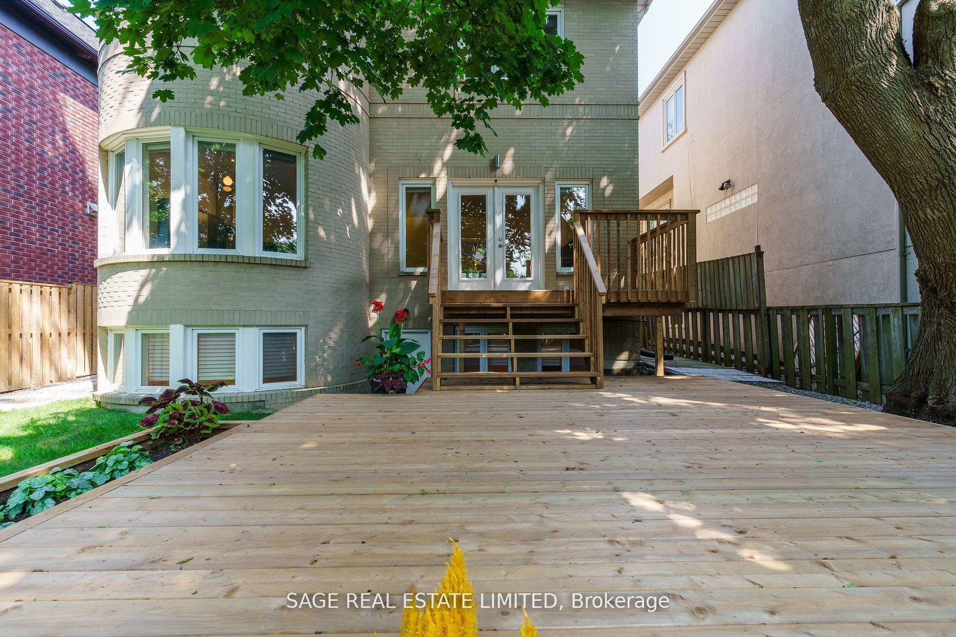 Photo 26 of 25 Bannockburn Avenue, Toronto, Bedford Park-Nortown — HOMEH