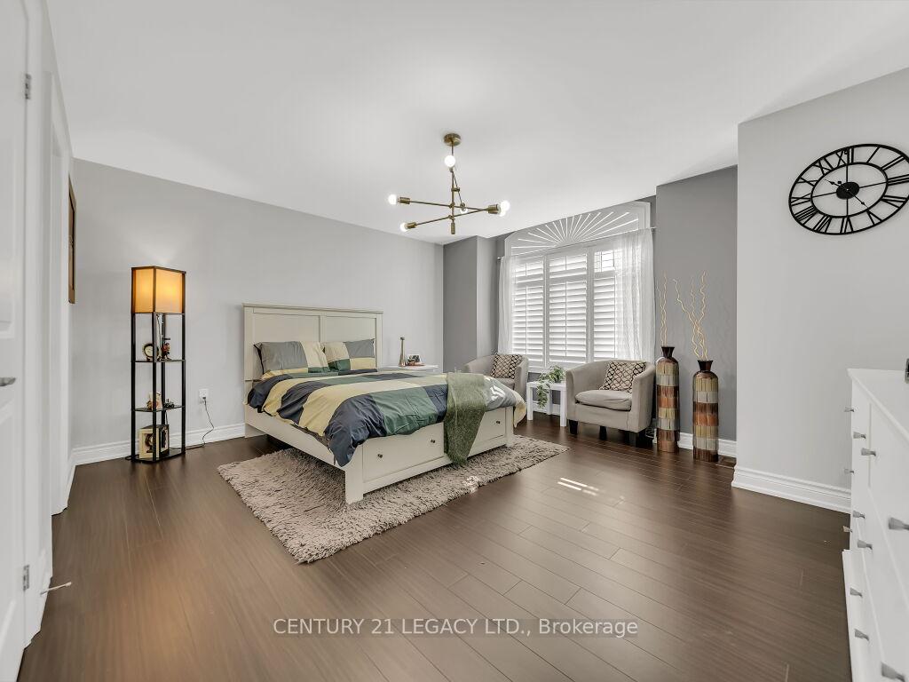 Photo 48 of 8 Covina Road, Brampton, Credit Valley — HOMEH