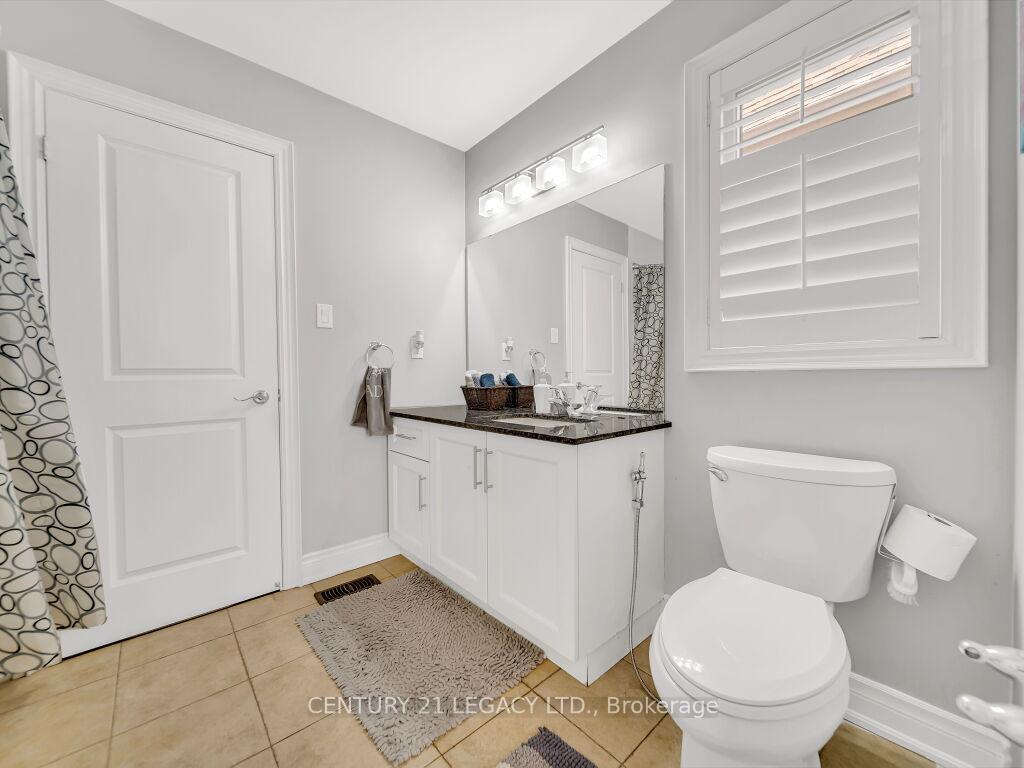 Photo 27 of 8 Covina Road, Brampton, Credit Valley — HOMEH