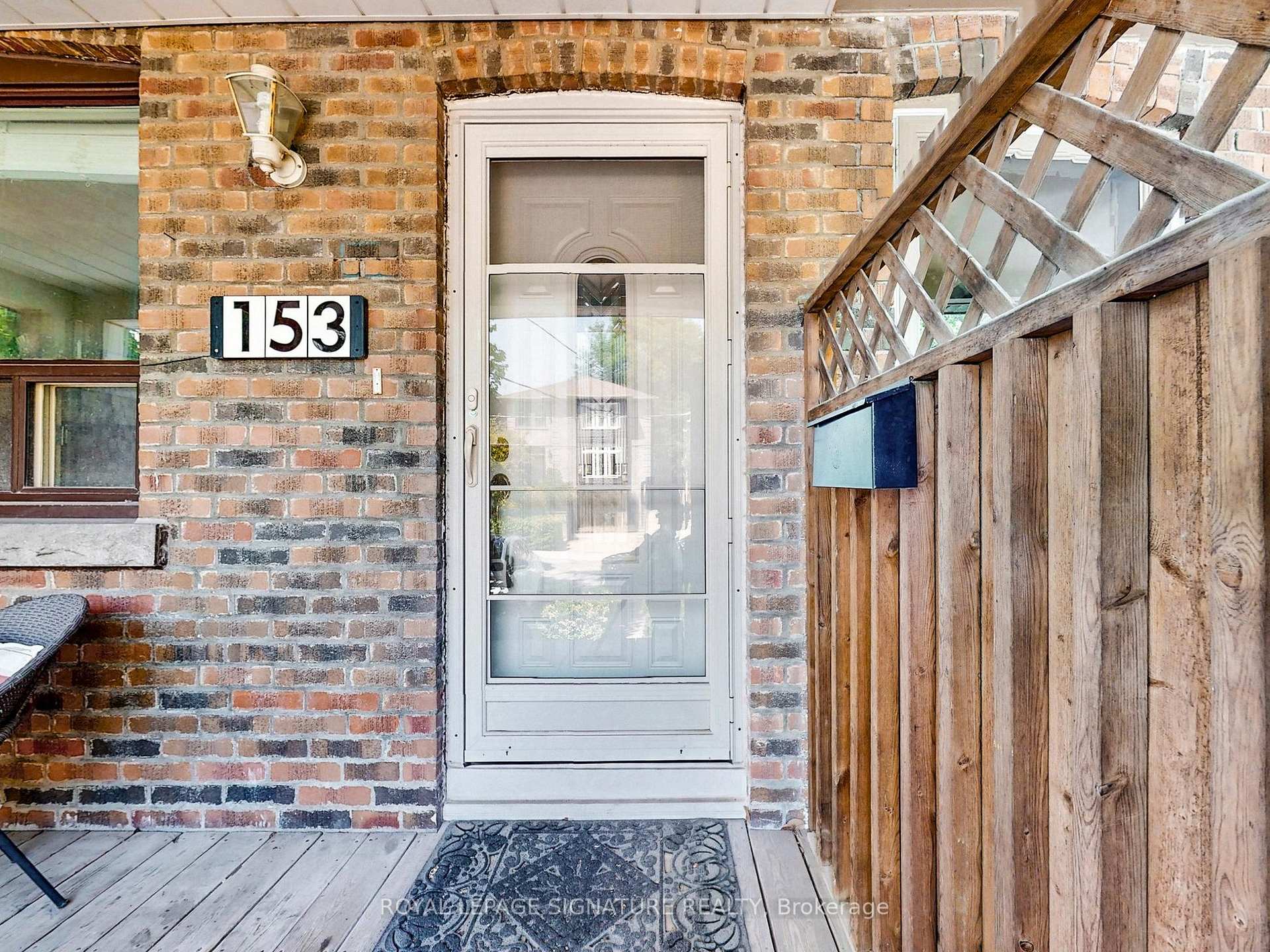 Photo 4 of 153 Castlefield Avenue, Toronto, Yonge-Eglinton — HOMEH
