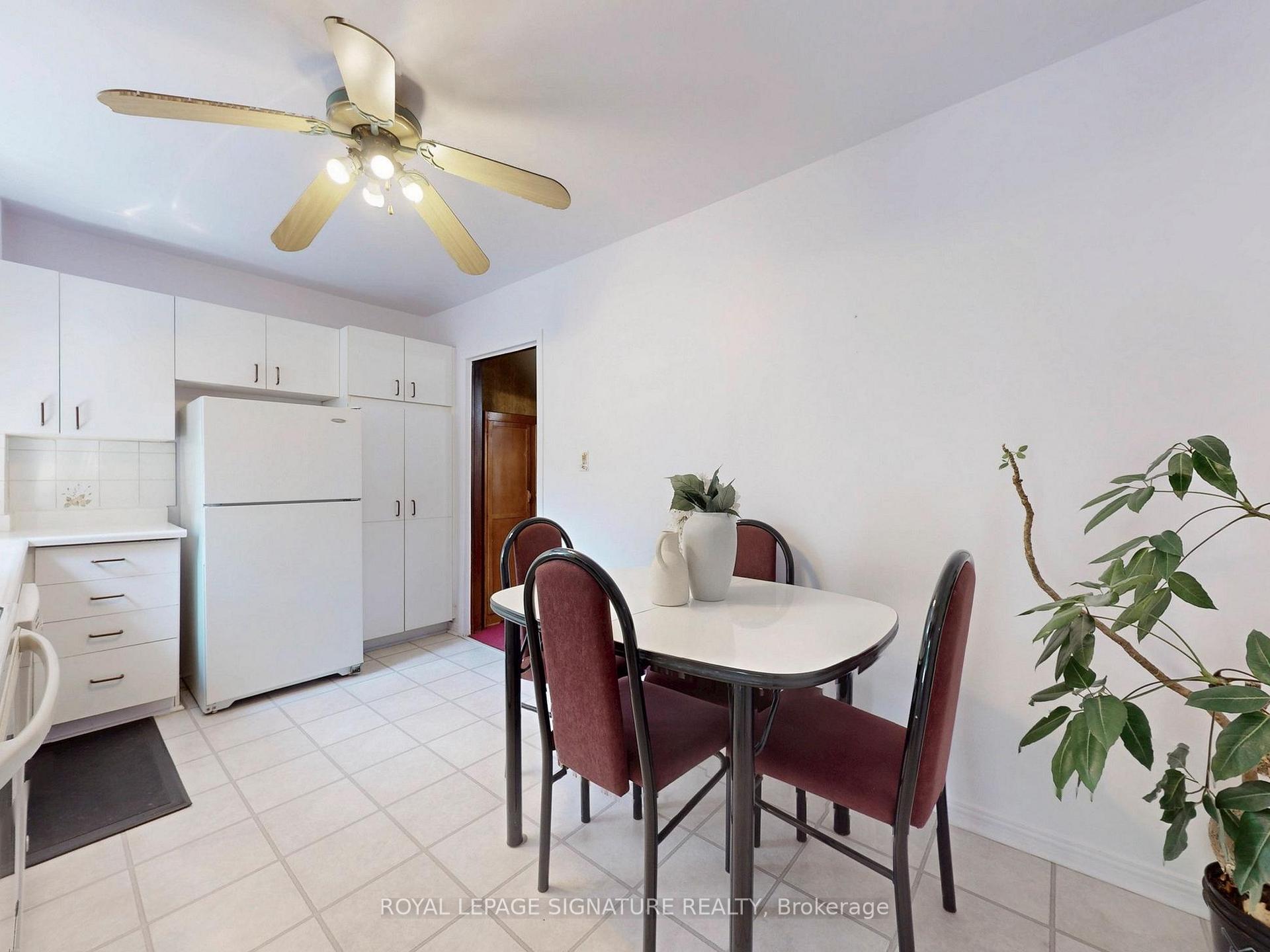 Photo 46 of 153 Castlefield Avenue, Toronto, Yonge-Eglinton — HOMEH
