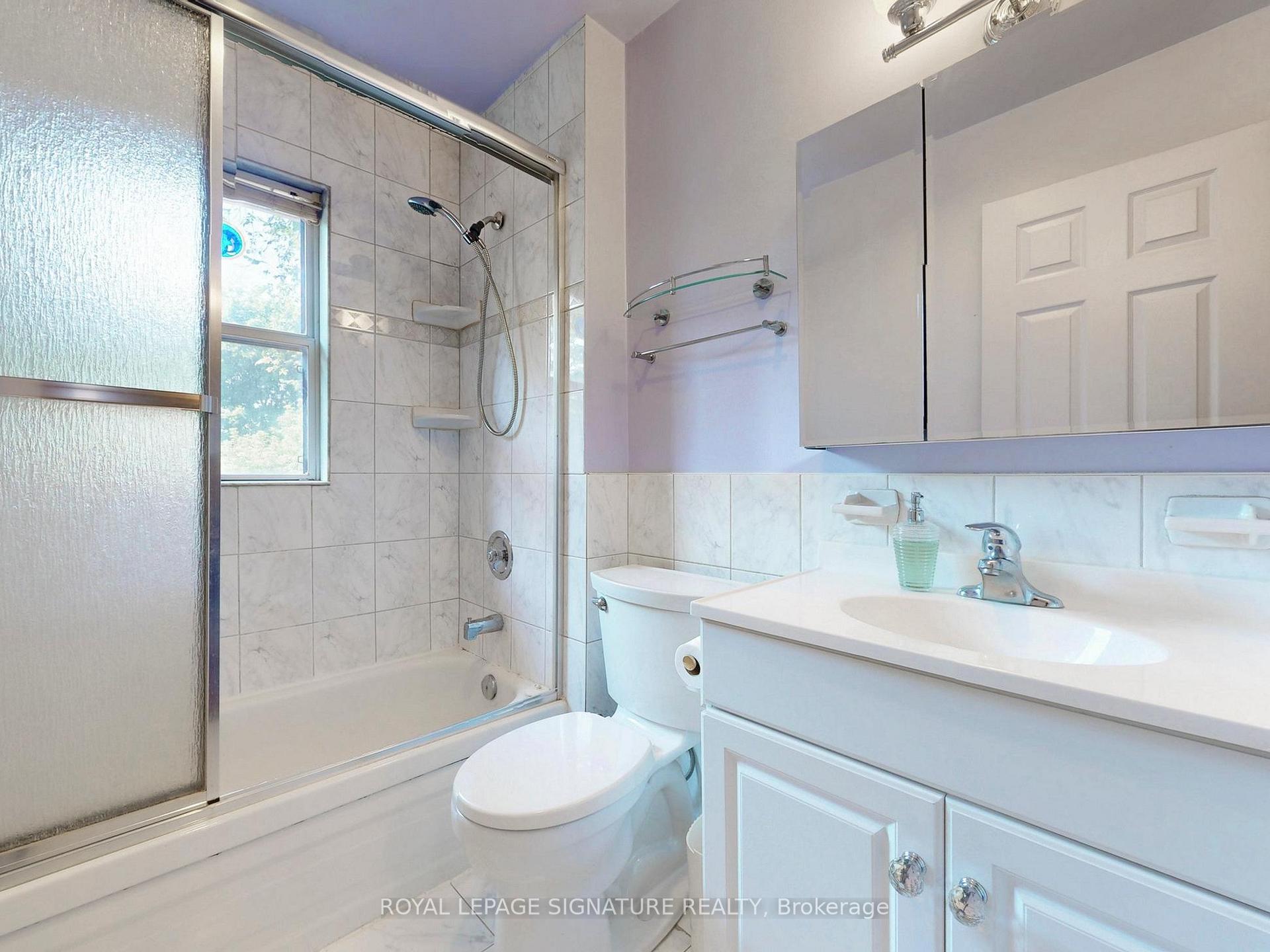 Photo 25 of 153 Castlefield Avenue, Toronto, Yonge-Eglinton — HOMEH