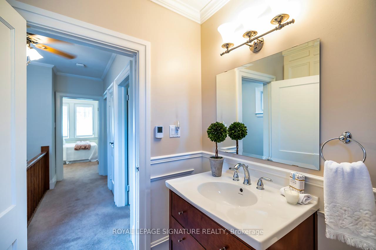 Photo 17 of 46 Glengarry Avenue, Toronto, Lawrence Park North — HOMEH