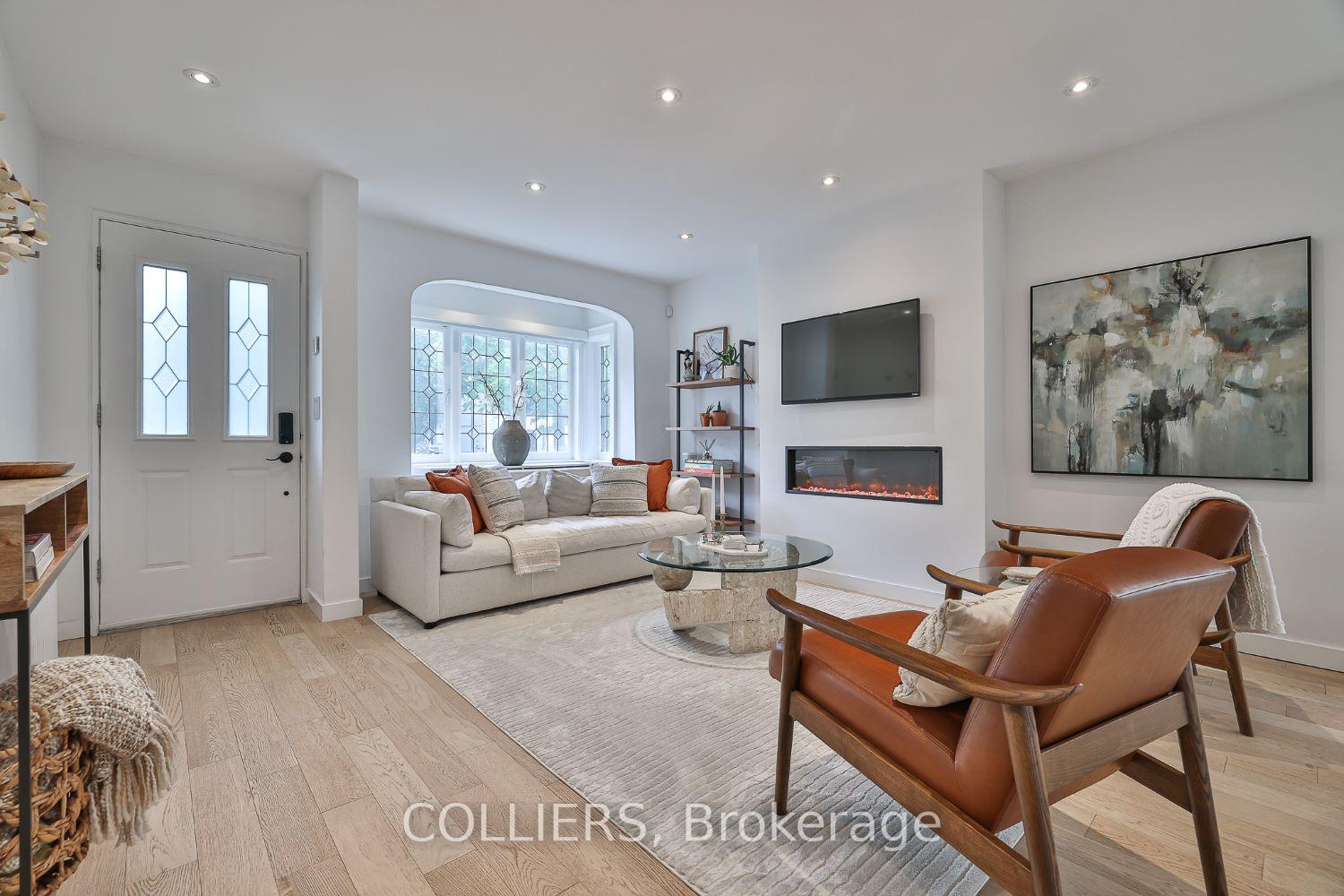 Photo 3 of 380 Old Orchard Grove, Toronto, Bedford Park-Nortown — HOMEH