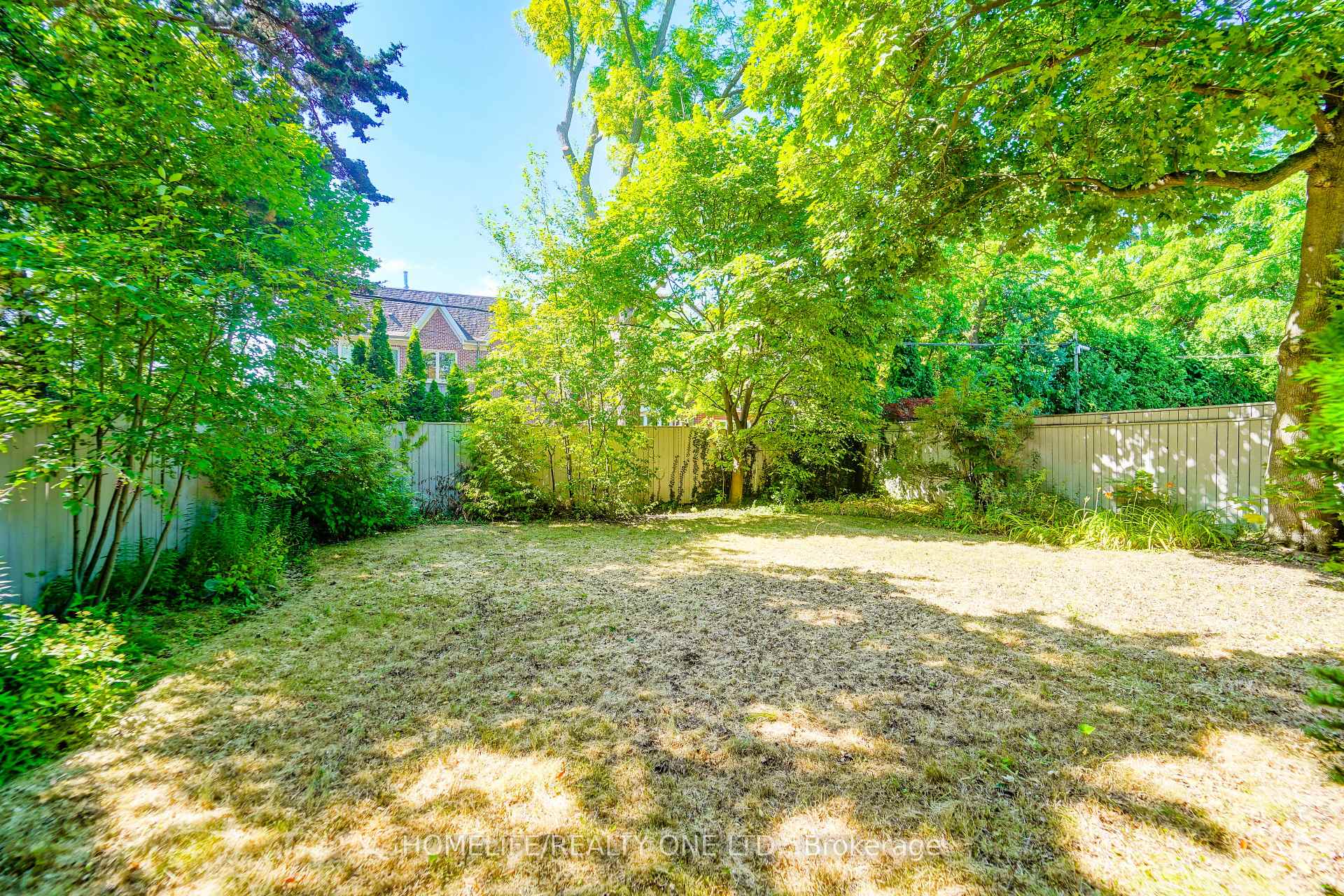 Photo 33 of 251 Lytton Boulevard, Toronto, Lawrence Park South — HOMEH