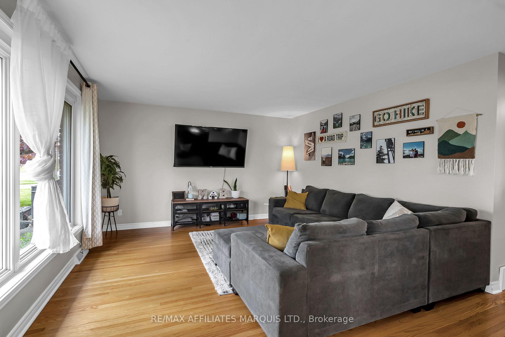Photo 5 of 432 Anthony Street, Cornwall — HOMEH