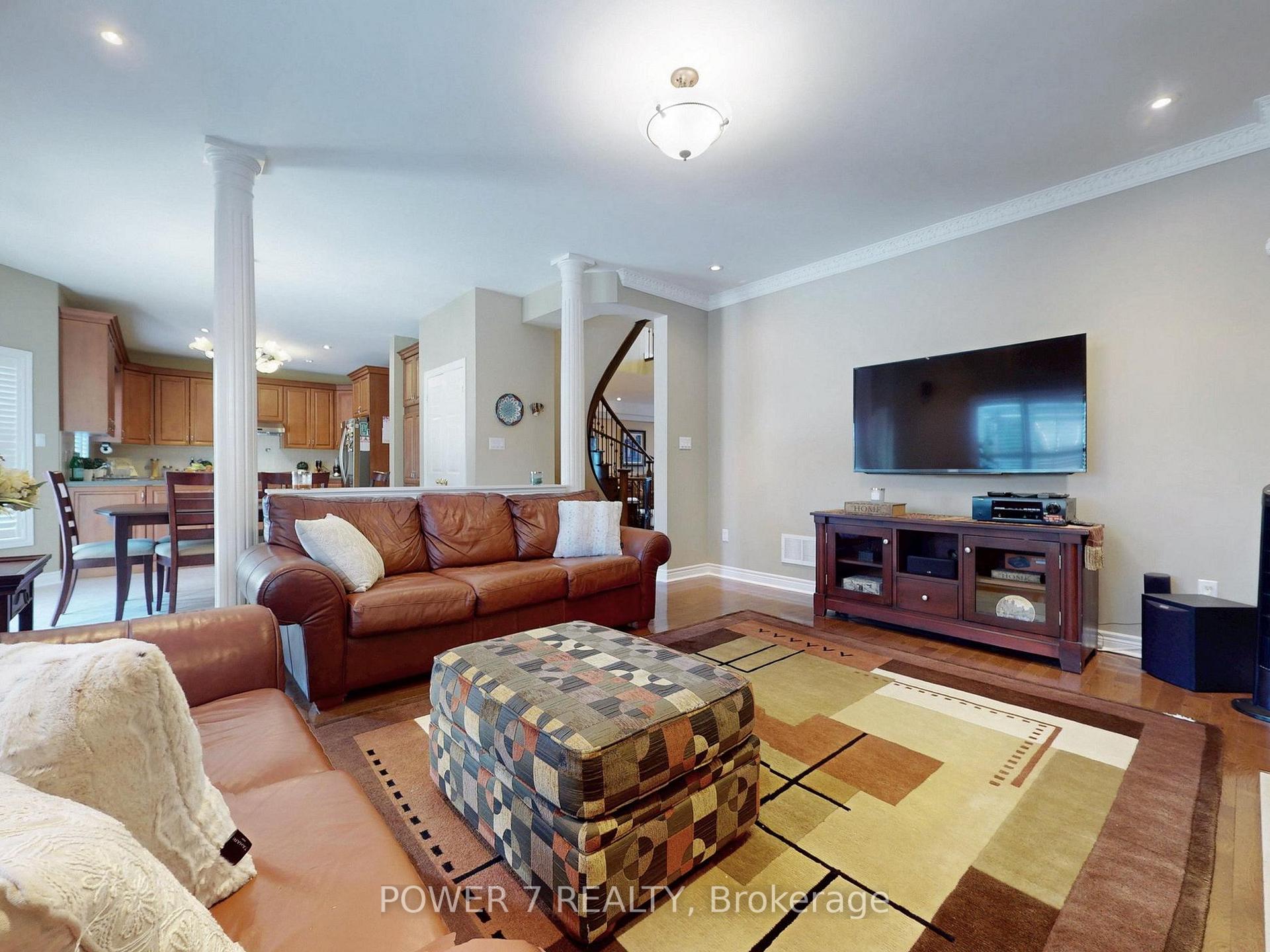 Photo 7 of 123 Macrill Road, Markham, Cachet — HOMEH