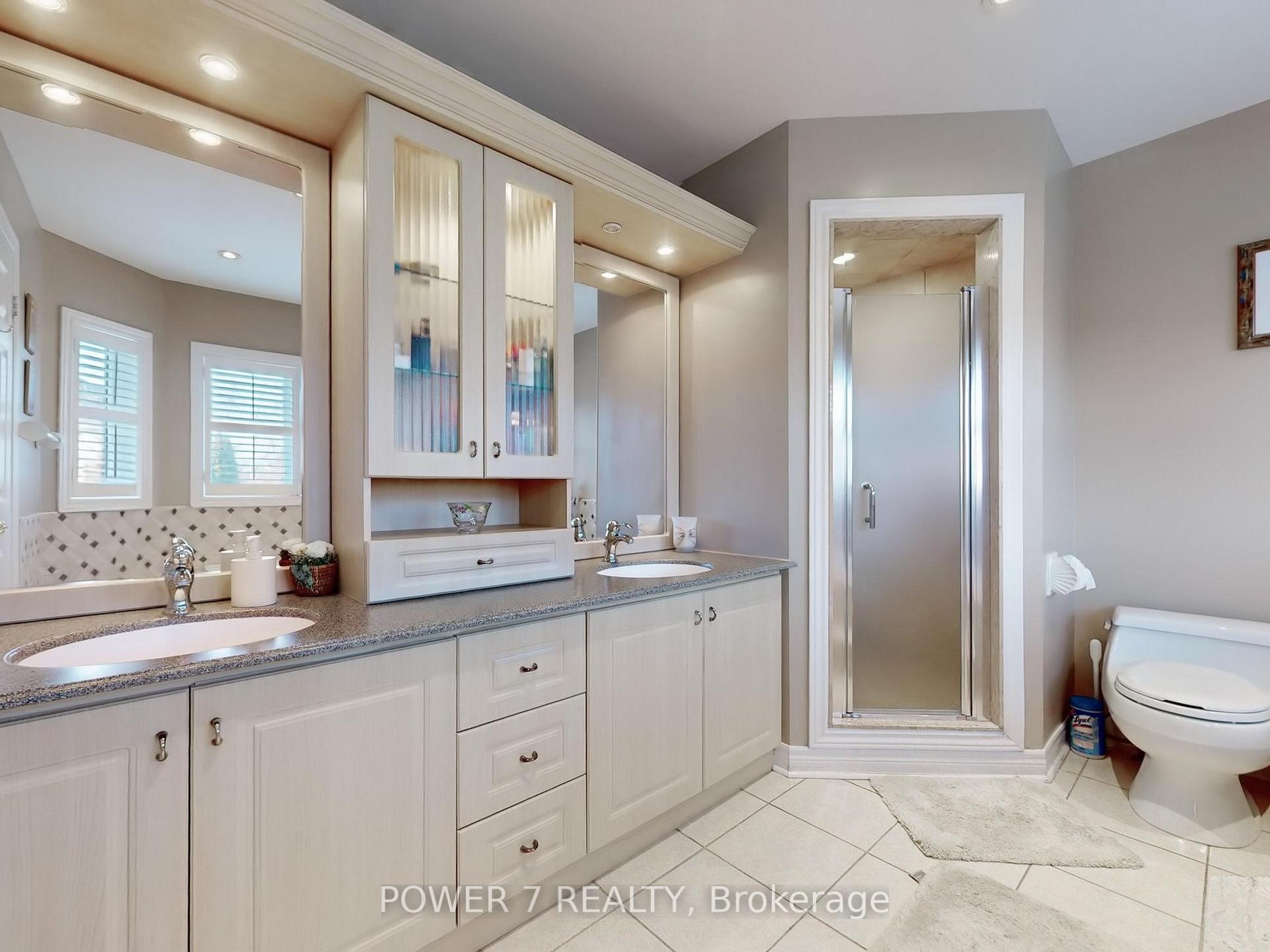 Photo 21 of 123 Macrill Road, Markham, Cachet — HOMEH