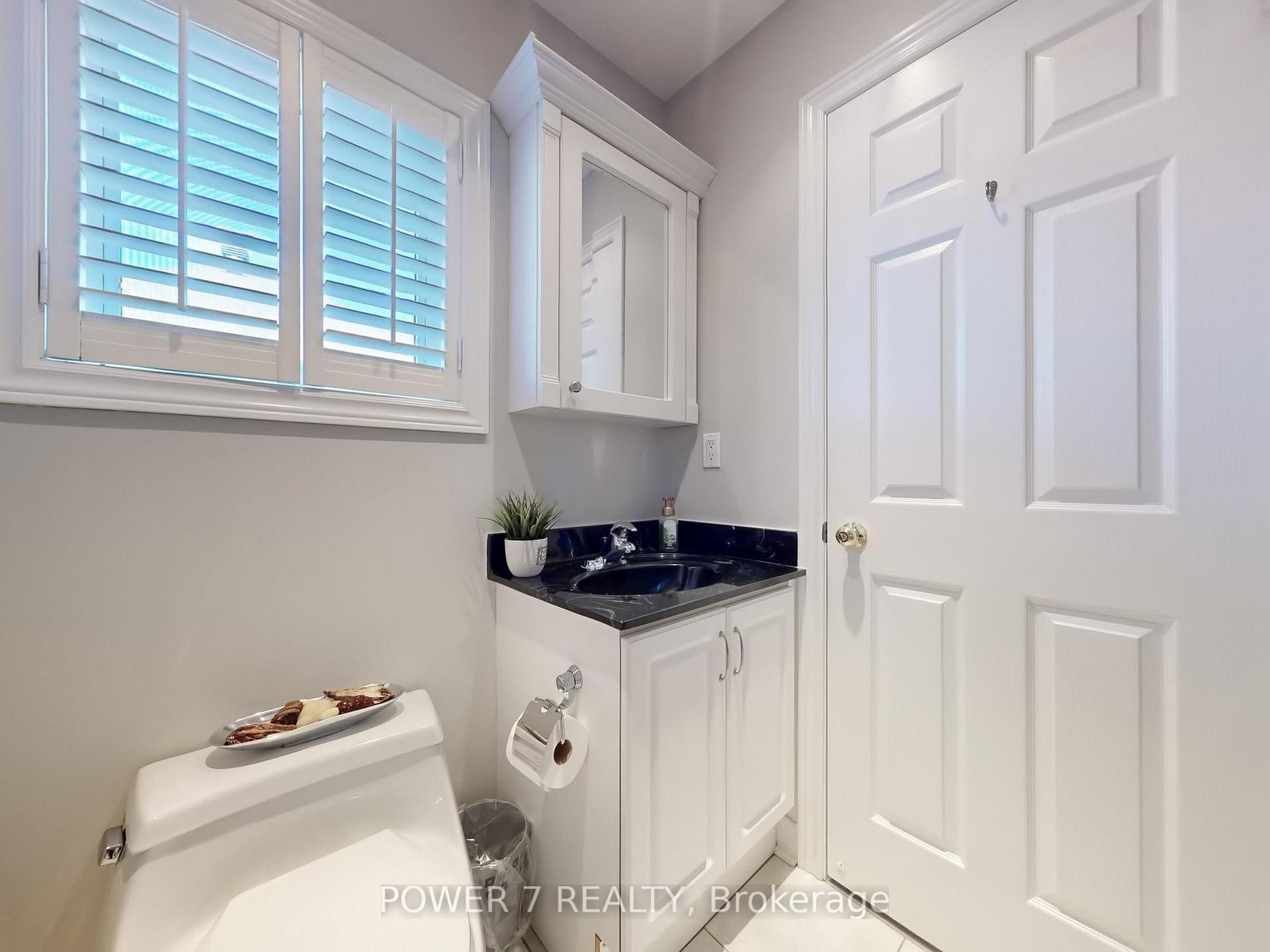 Photo 26 of 123 Macrill Road, Markham, Cachet — HOMEH