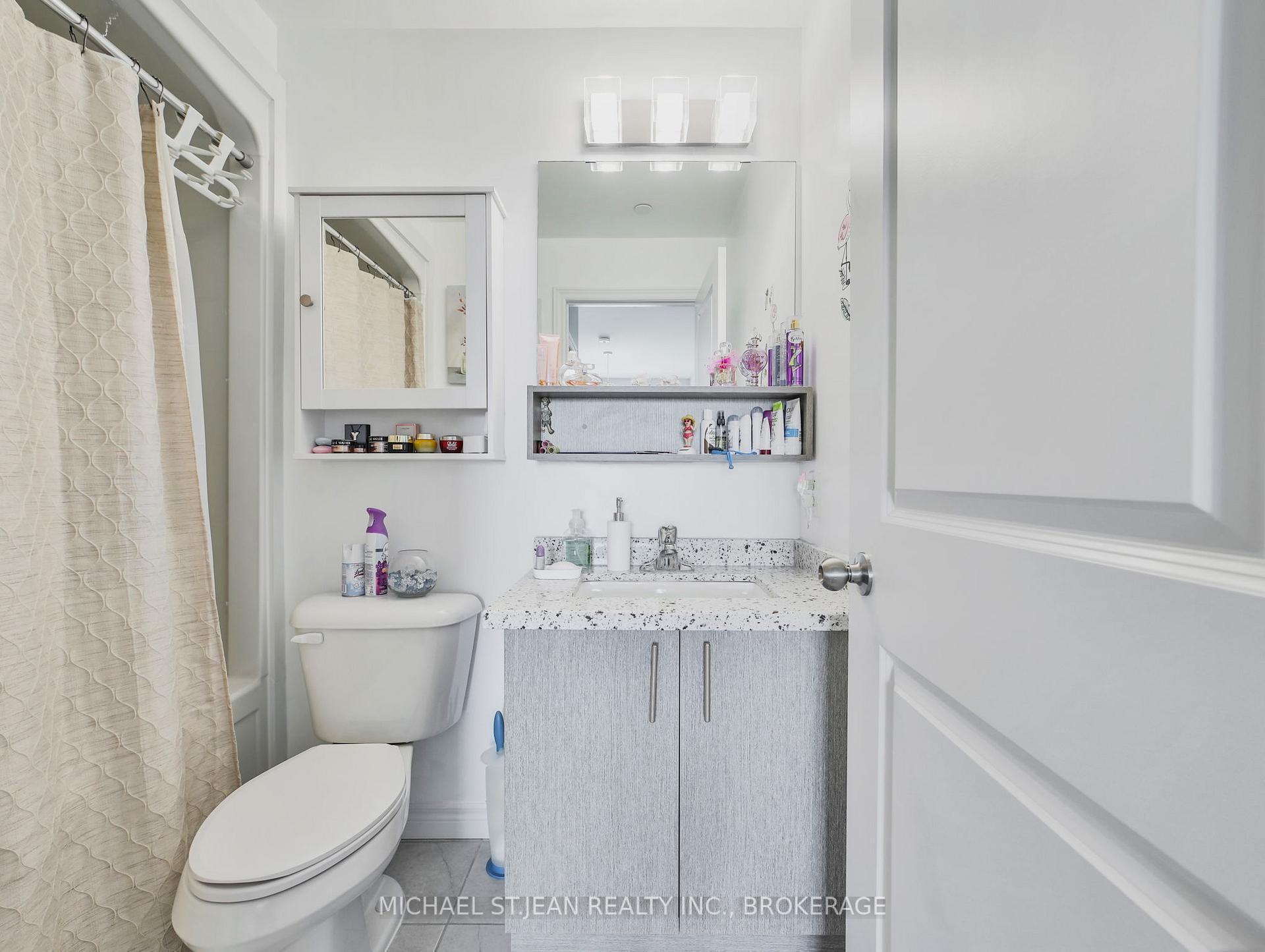 Photo 22 of Unit 304, 2750 King Street E, Hamilton, Greenford — HOMEH