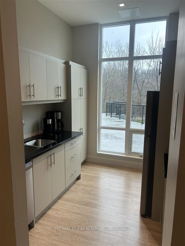 Photo 42 of Unit 304, 2750 King Street E, Hamilton, Greenford — HOMEH