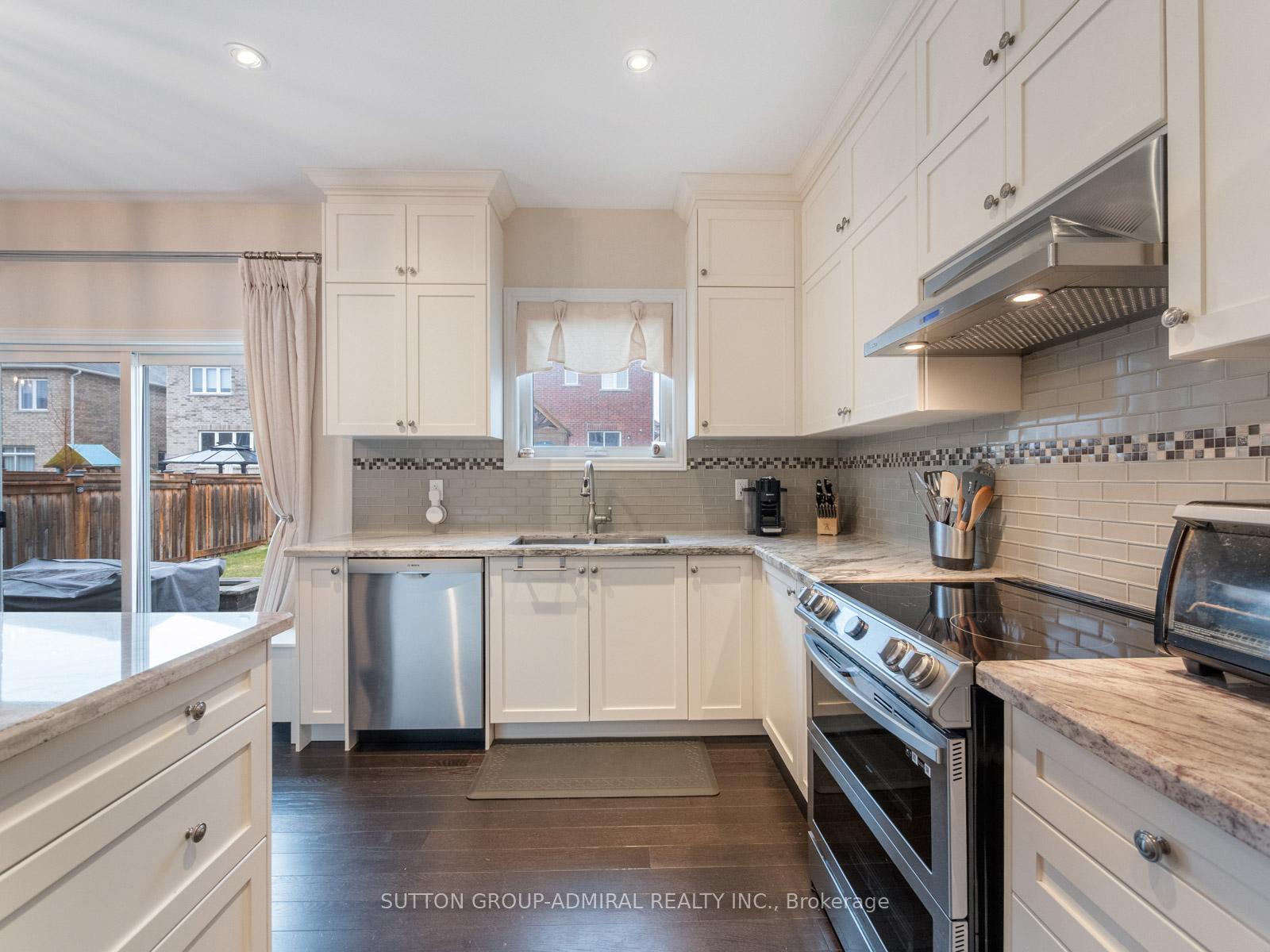 Photo 11 of 876 William Lee Ave, Oshawa, Taunton — HOMEH