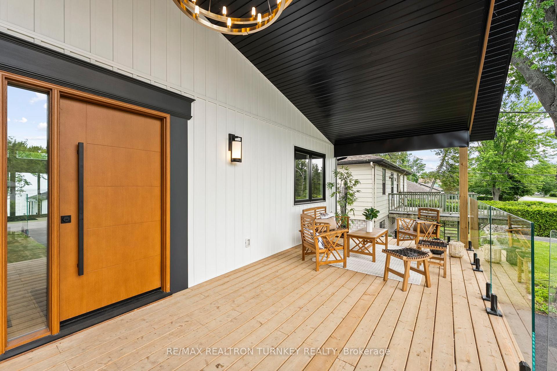 Photo 3 of 156 Holmes Point Road, Georgina, Pefferlaw — HOMEH
