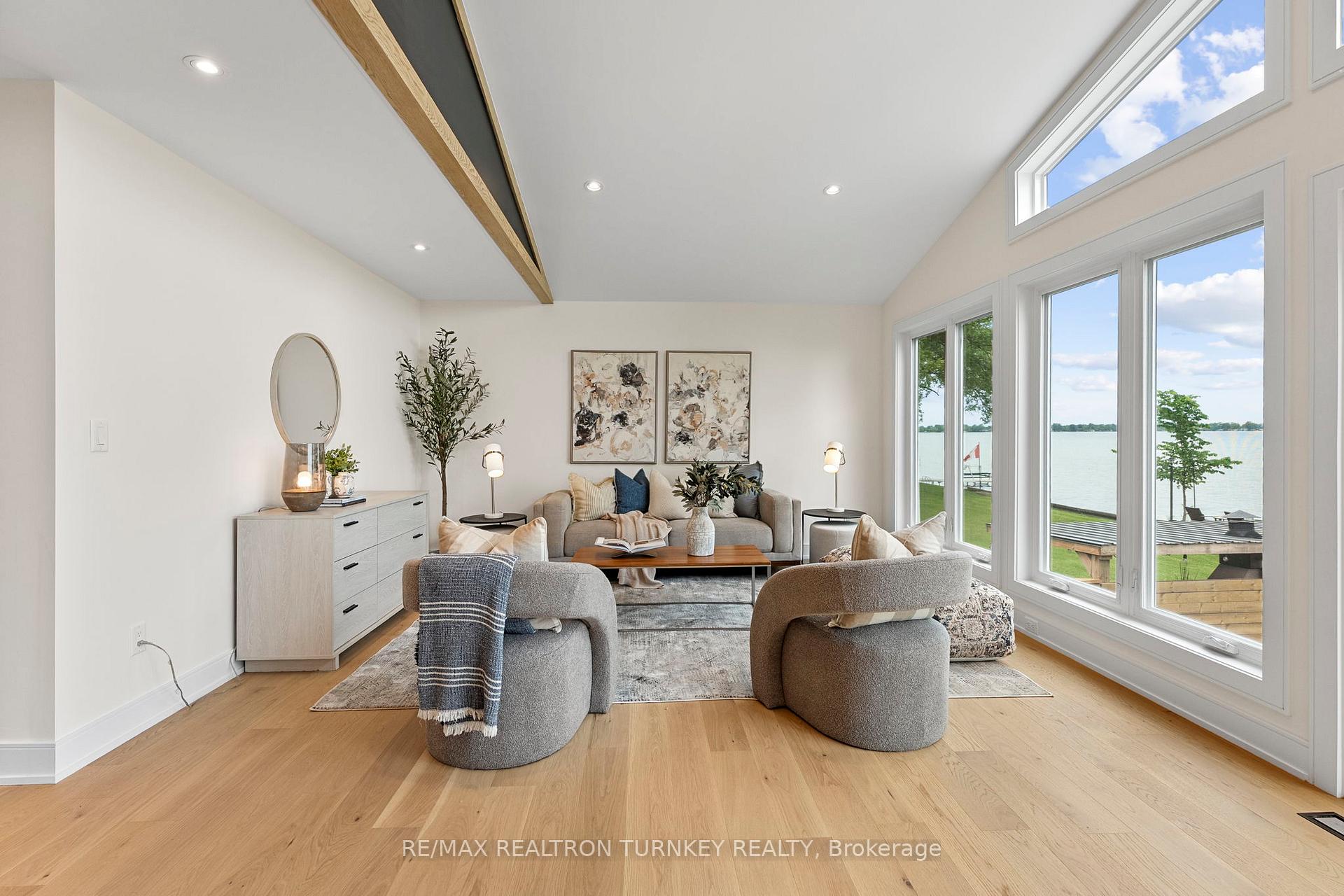 Photo 6 of 156 Holmes Point Road, Georgina, Pefferlaw — HOMEH