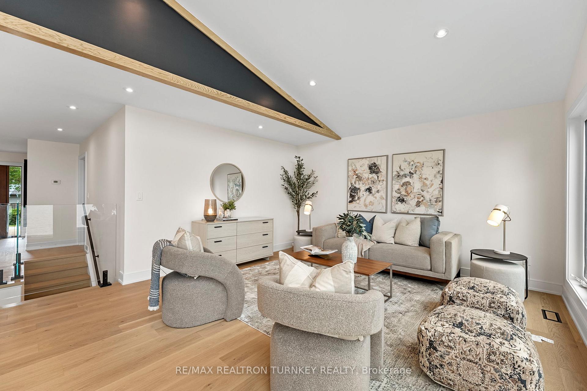 Photo 7 of 156 Holmes Point Road, Georgina, Pefferlaw — HOMEH